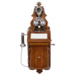 Wandtelephon Ericsson Modell AB 505, um 1895 L.M. Ericsson, Stockholm, Schweden. Nußbaumgehäuse,