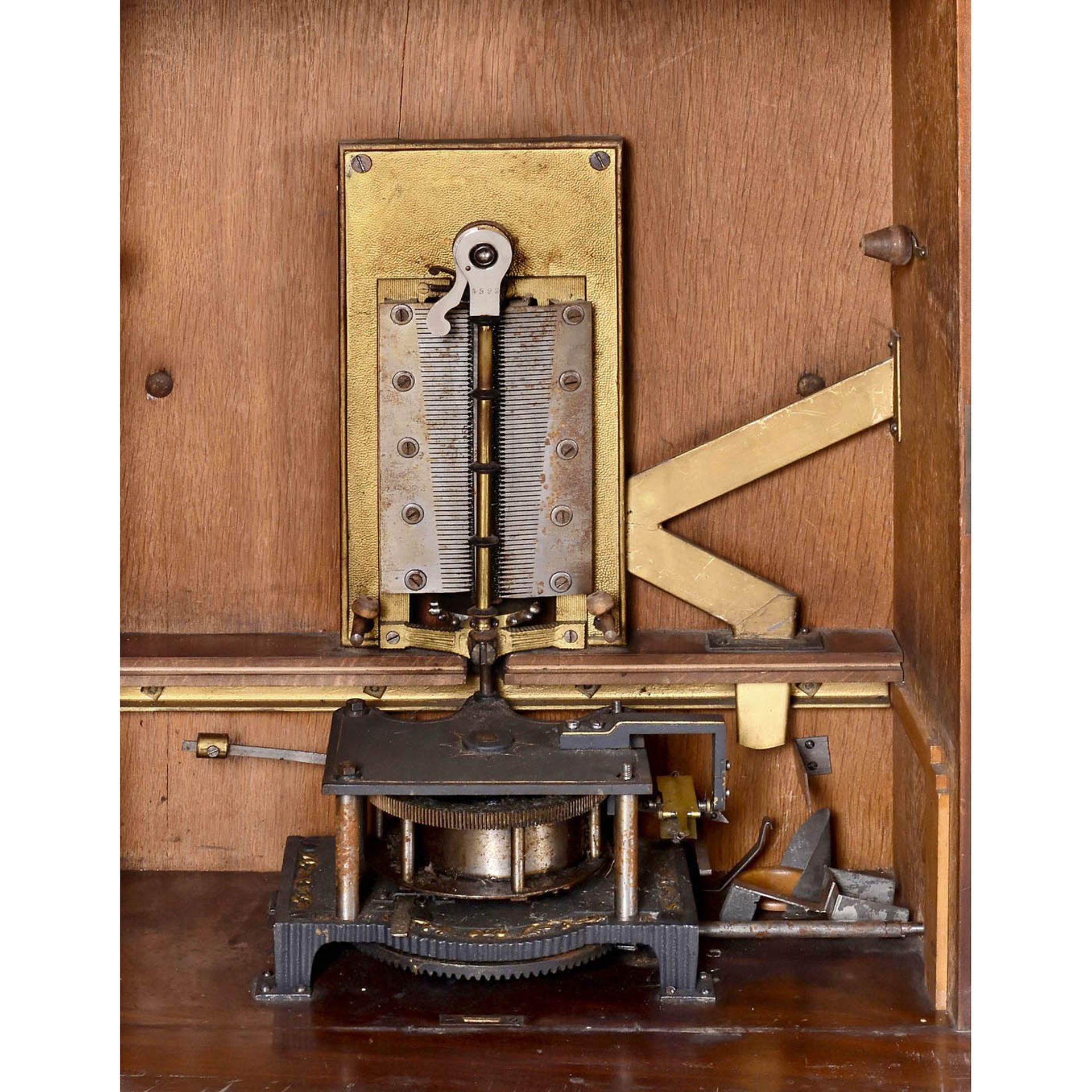 Polyphon Style 104U Coin-Operated Disc Musical Box, c. 1900 - Bild 2 aus 2