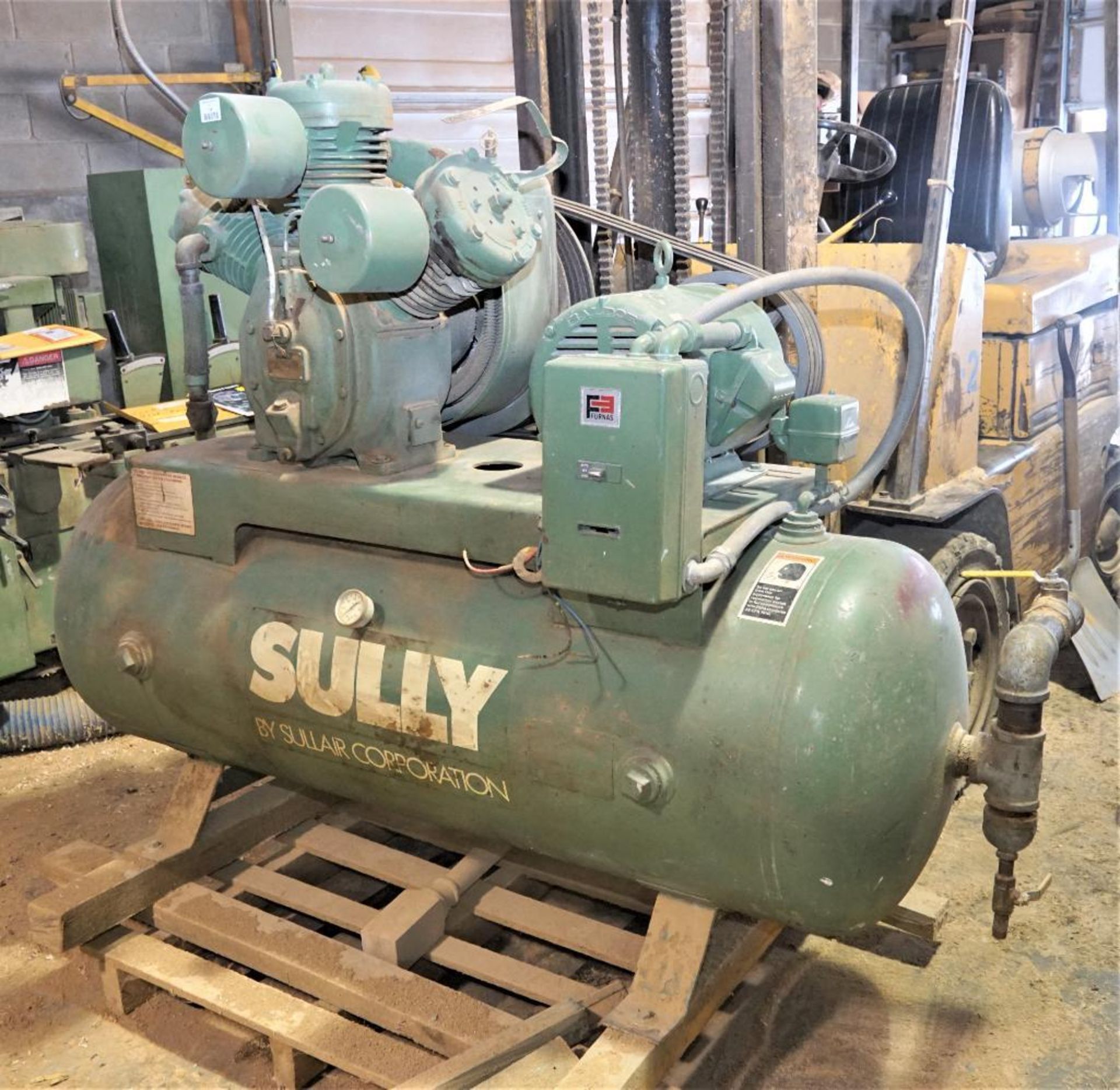 Sully Air Compressor - Image 3 of 8