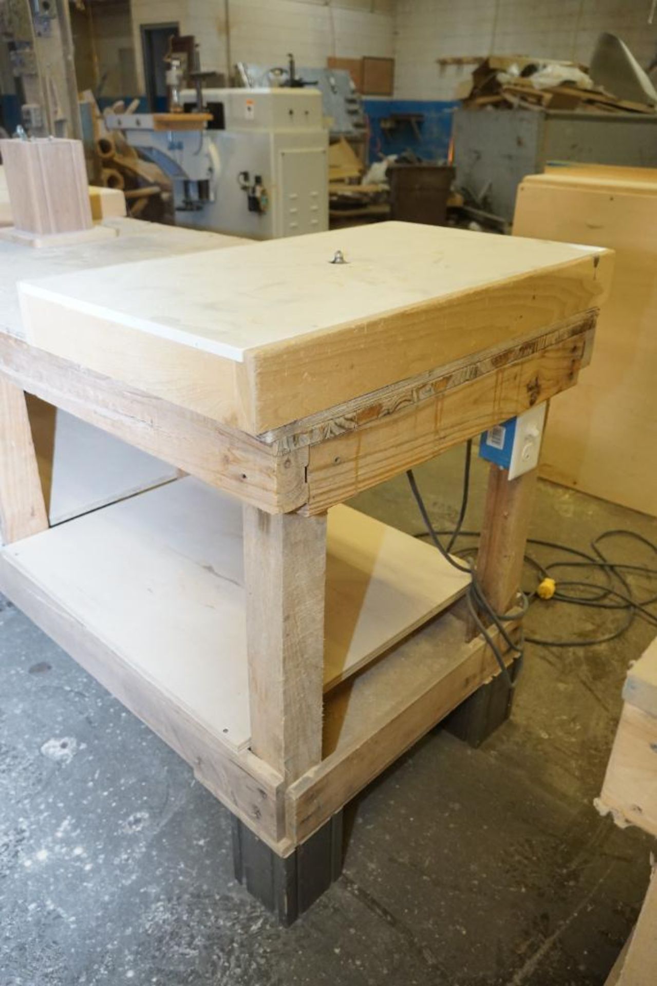 Router Table - Image 4 of 6