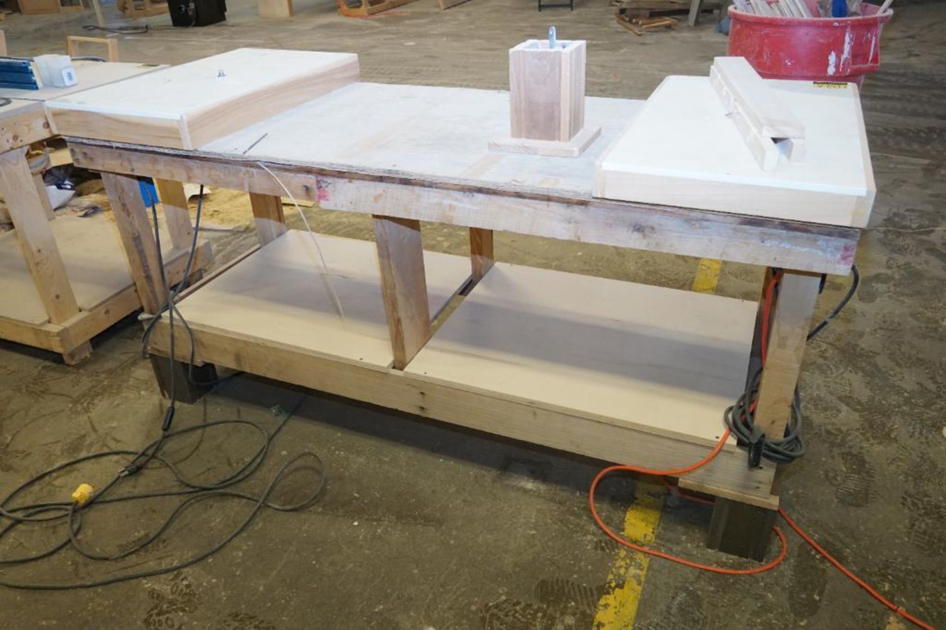 Router Table - Image 2 of 6