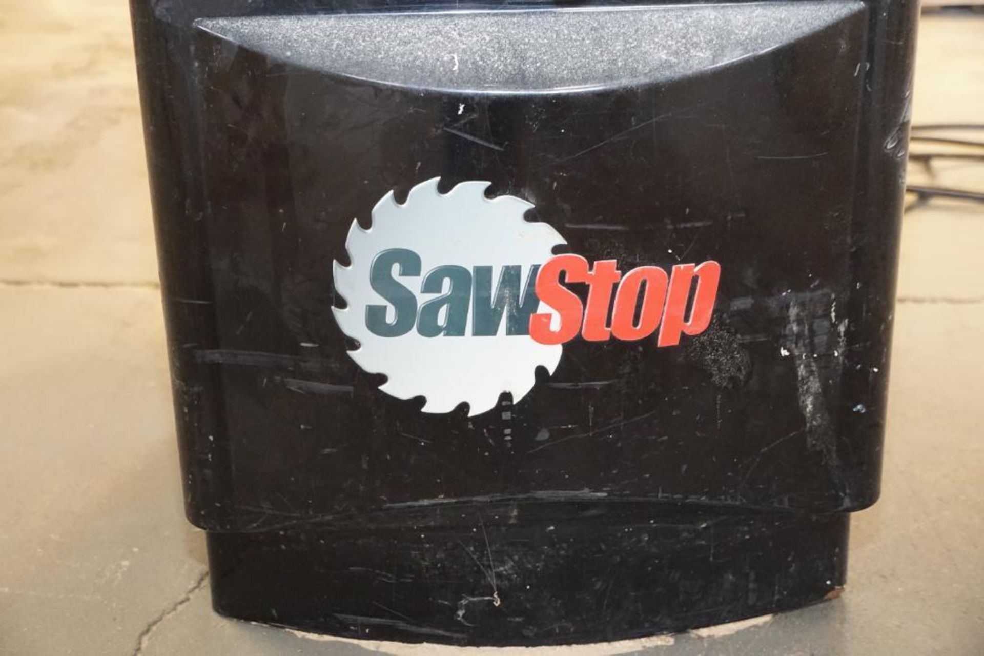 SawStop 10 in. Professional Cabinet Saw - Image 7 of 14