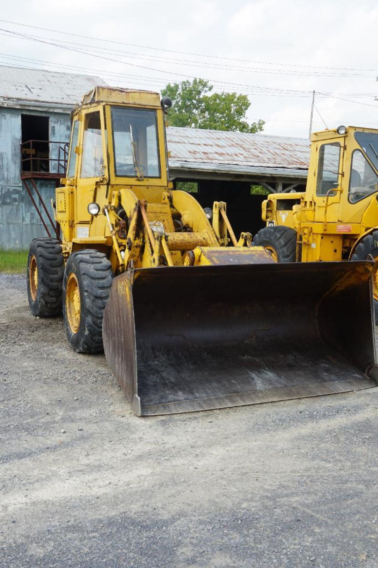 CAT 920 Wheel Loader - Image 2 of 55