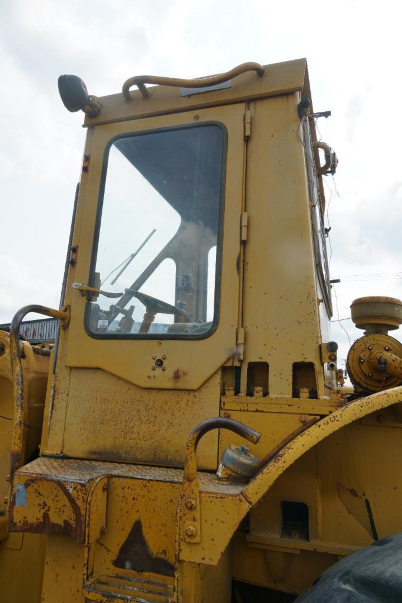 CAT 950 Wheel Loader - Image 28 of 57