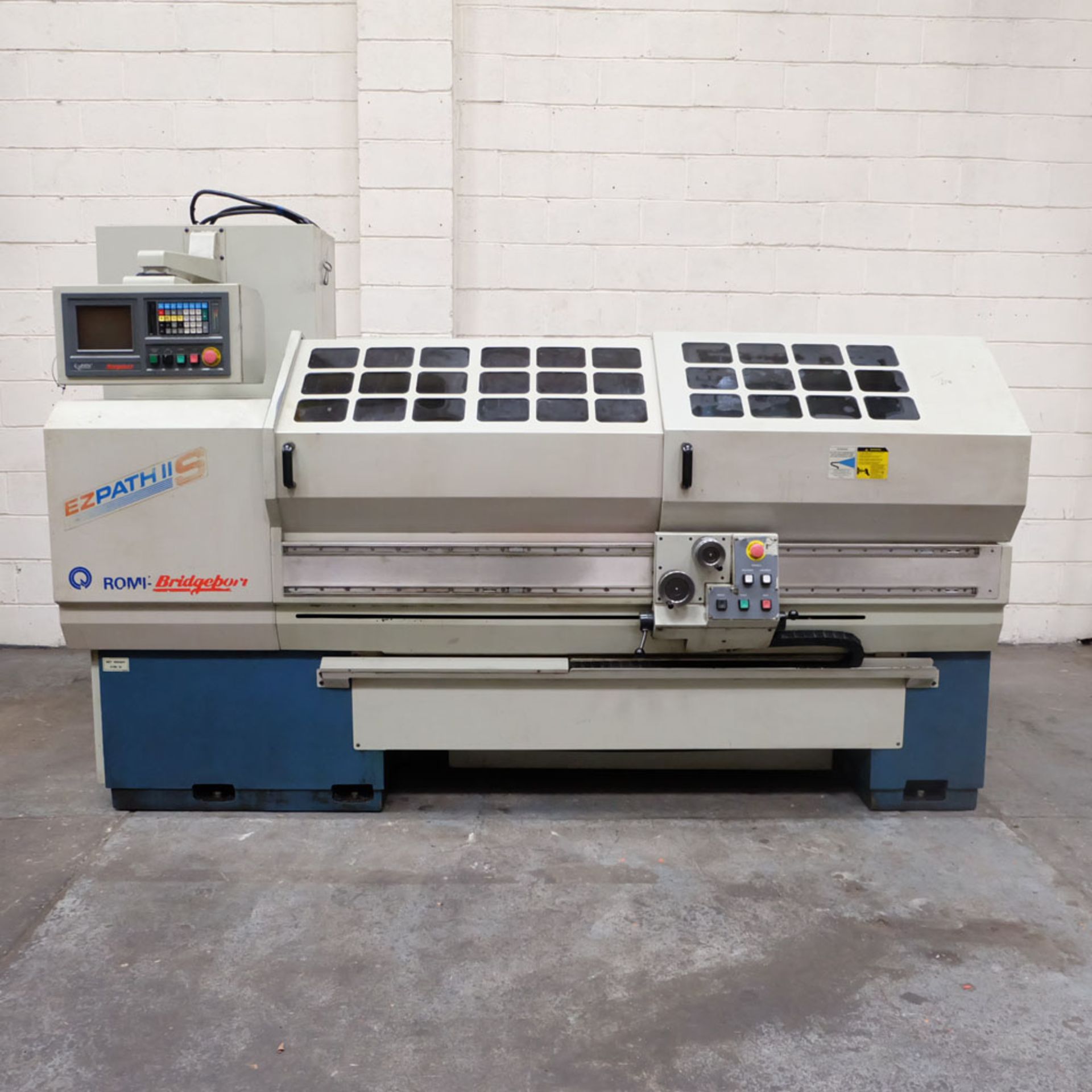 Bridgeport Romi EZ Path IIS V3 CNC Centre Lathe. DX32R 2 Axis Control. Swing Over Bed: 20". - Image 2 of 9