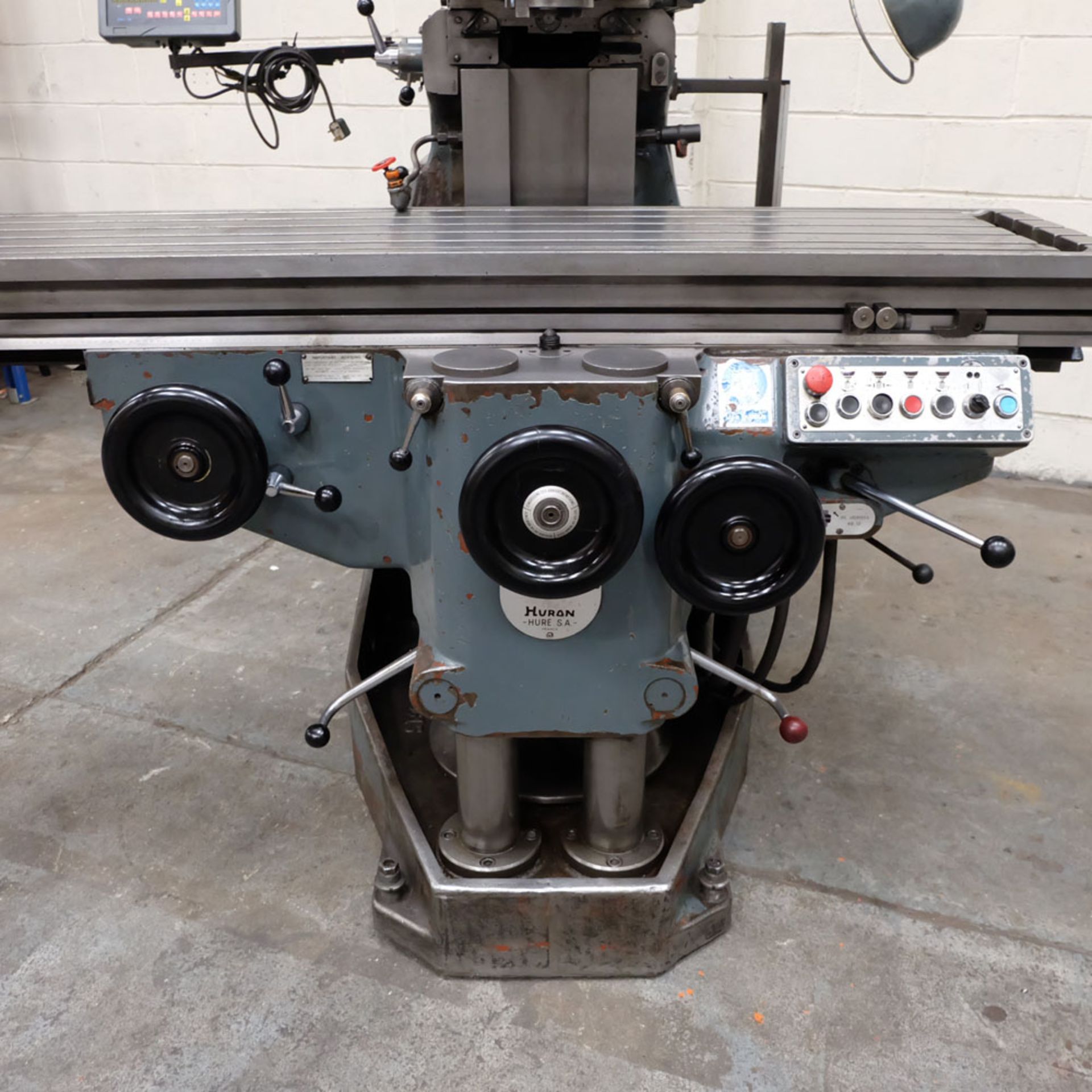 Huron MU6 Toolroom Universal Milling Machine. Table Size: 2000mm x 460mm. Taper: 50 ISO. 3 Axis DRO. - Image 3 of 6