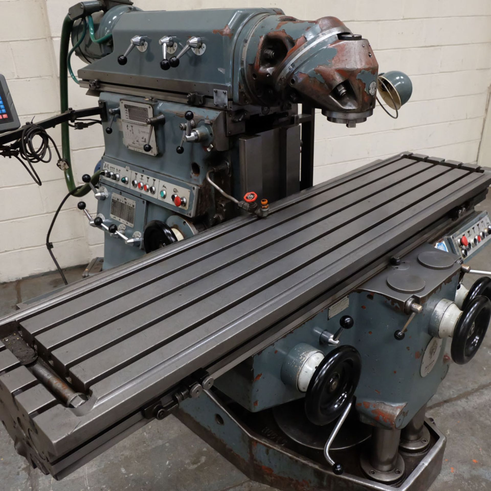 Huron MU6 Toolroom Universal Milling Machine. Table Size: 2000mm x 460mm. Taper: 50 ISO. 3 Axis DRO. - Image 2 of 6