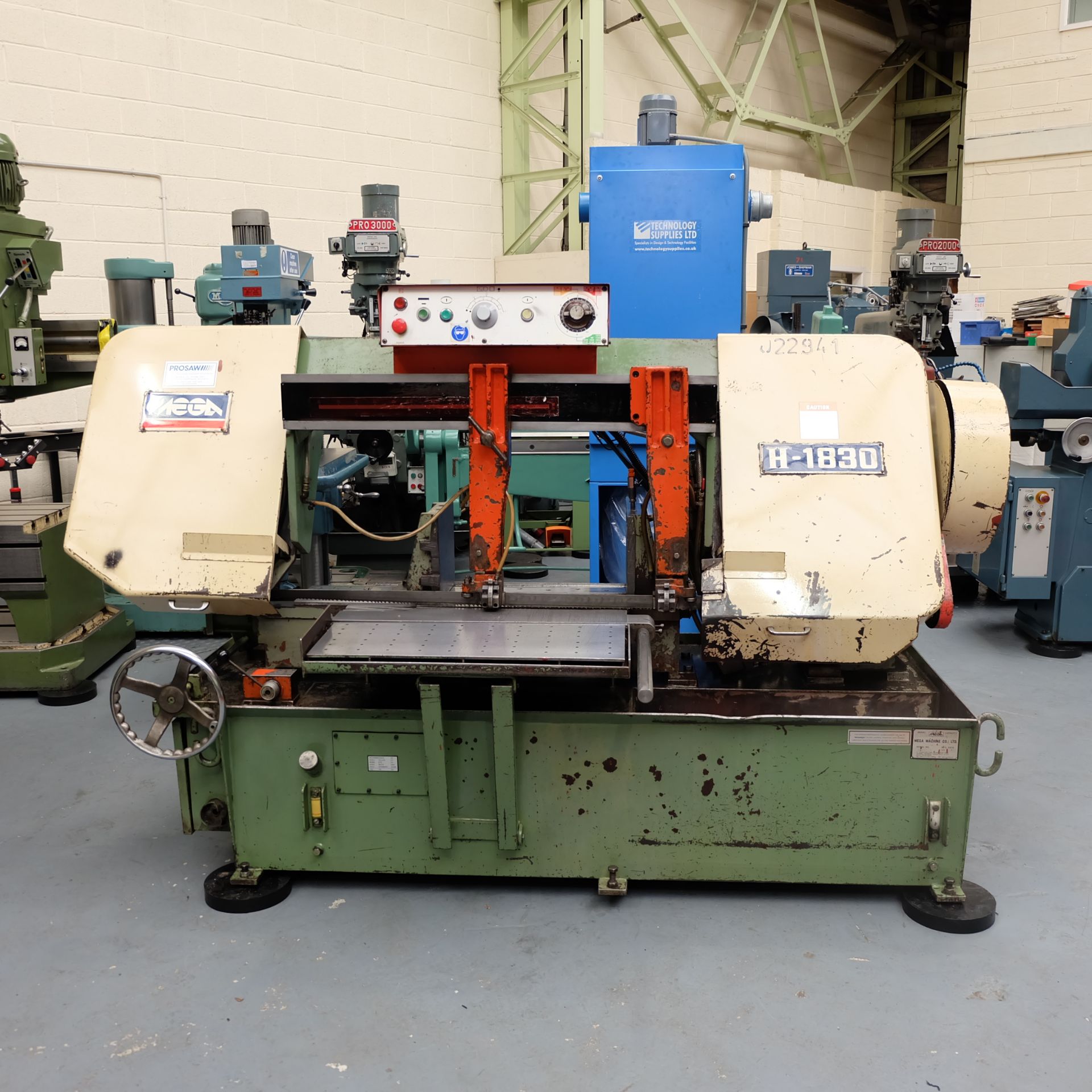 Mega Type H-1830 Semi Automatic Horizontal Bandsaw. Capacity Round 460mm.