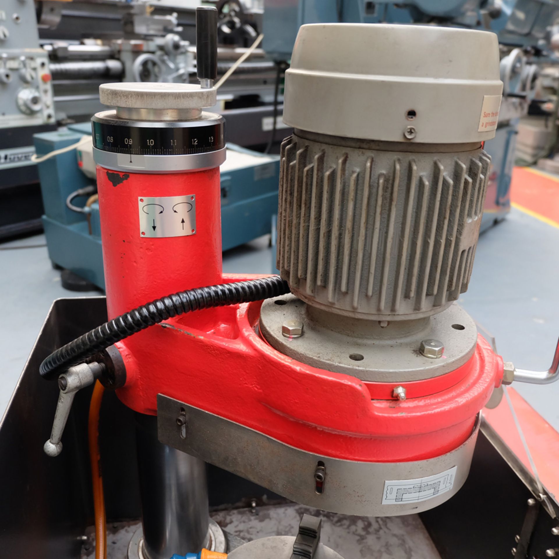 Amada Type TEG-160ES Punch and Die Grinder. 3 Jaw Chuck. Vertical Movement 100mm. - Image 5 of 10