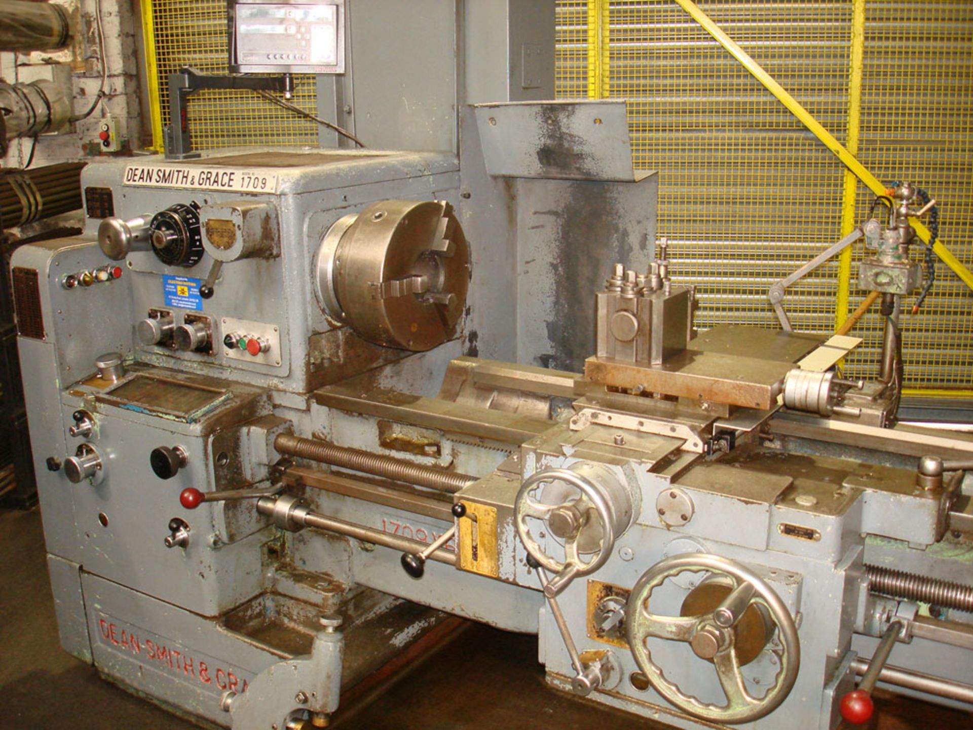 Dean Smith & Grace 1709 Gap Bed Centre Lathe. Swing 17" Over Bed. 50" Between Centres. - Image 2 of 5