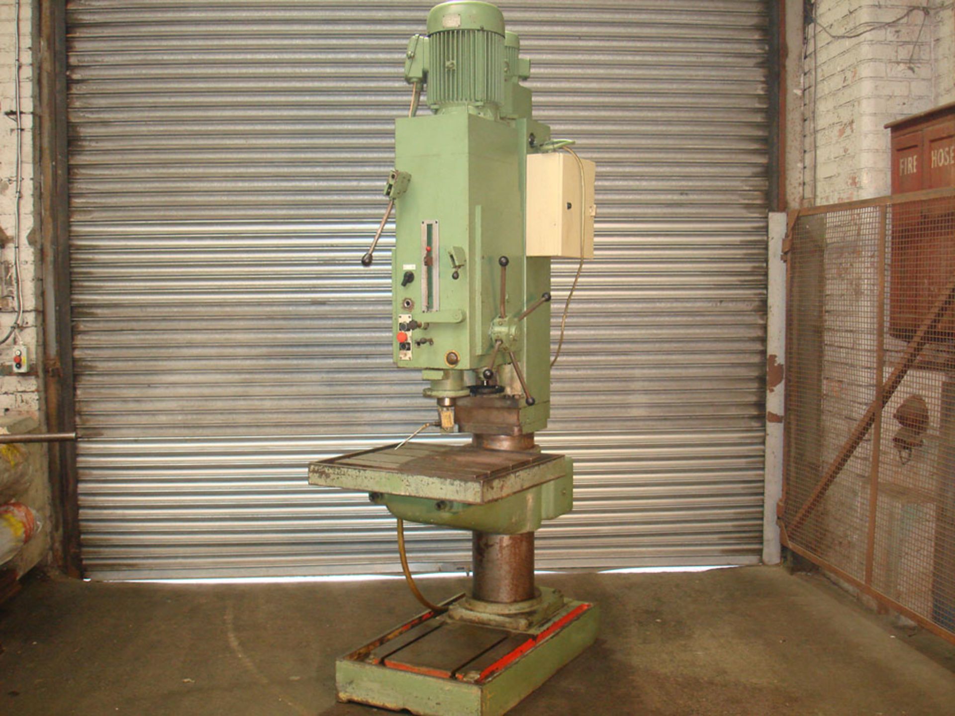 WMW BS 40 Heavy Duty Pillar Drill. Drill Capacity 5 Morse Taper.