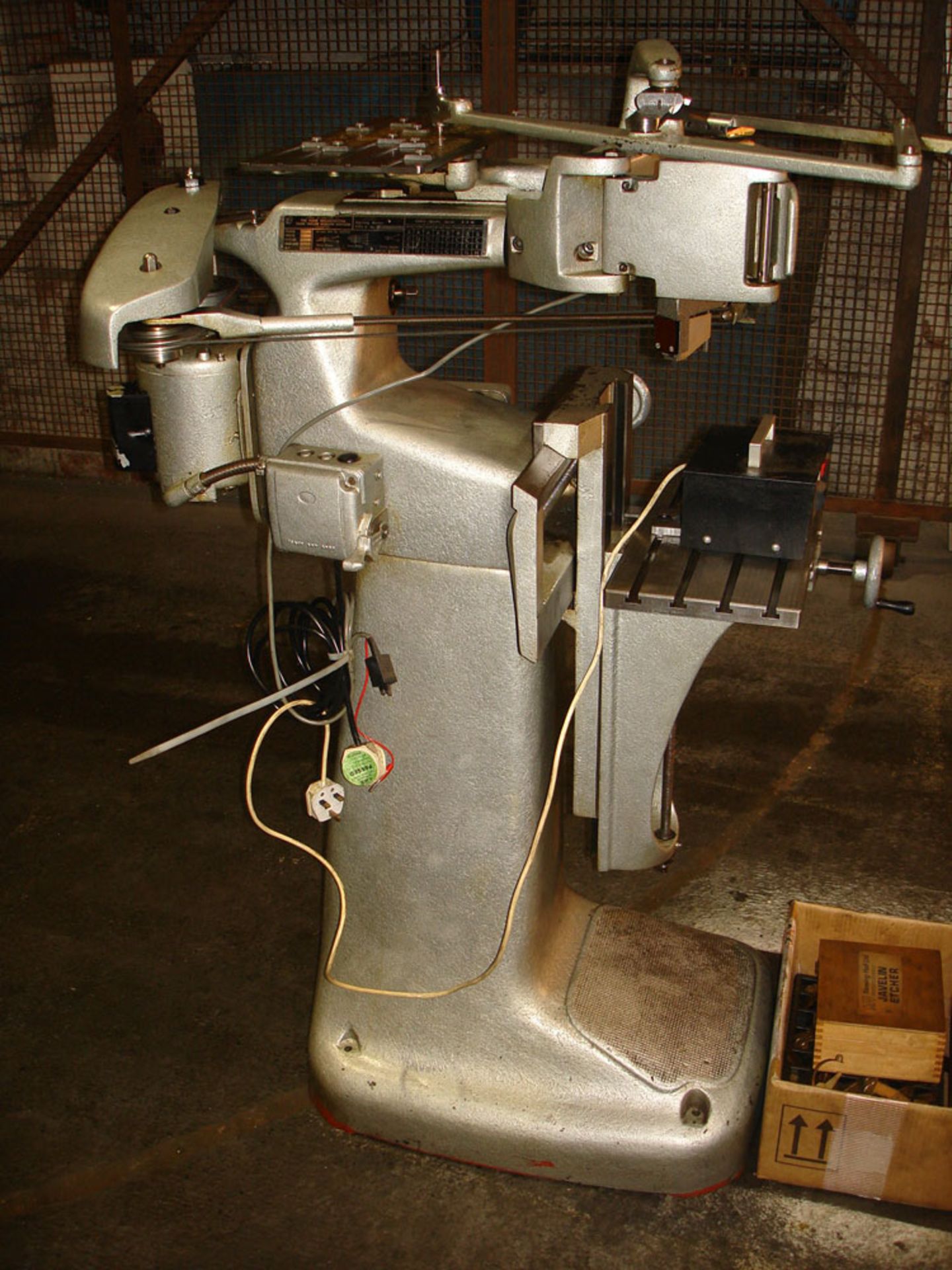 Taylor Hobson Type D900 Engraving Machine. With Templates and Electro Engraving Attachment. - Image 3 of 9