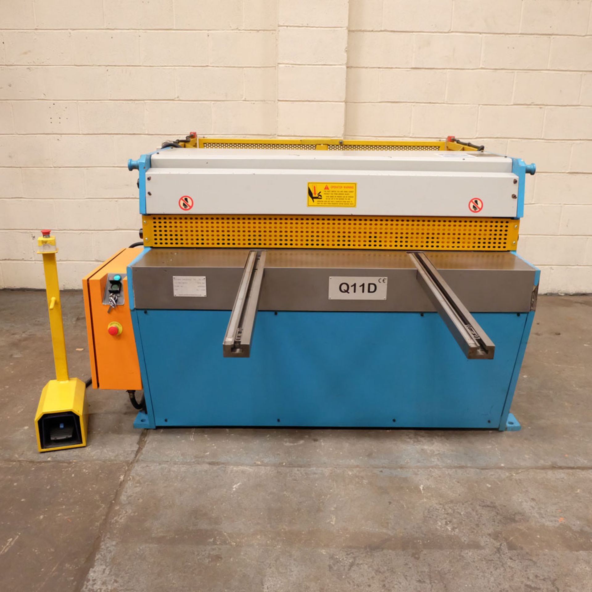 Excel Model Q11D Power Guillotine. Capacity3.5mm x 1250mm.