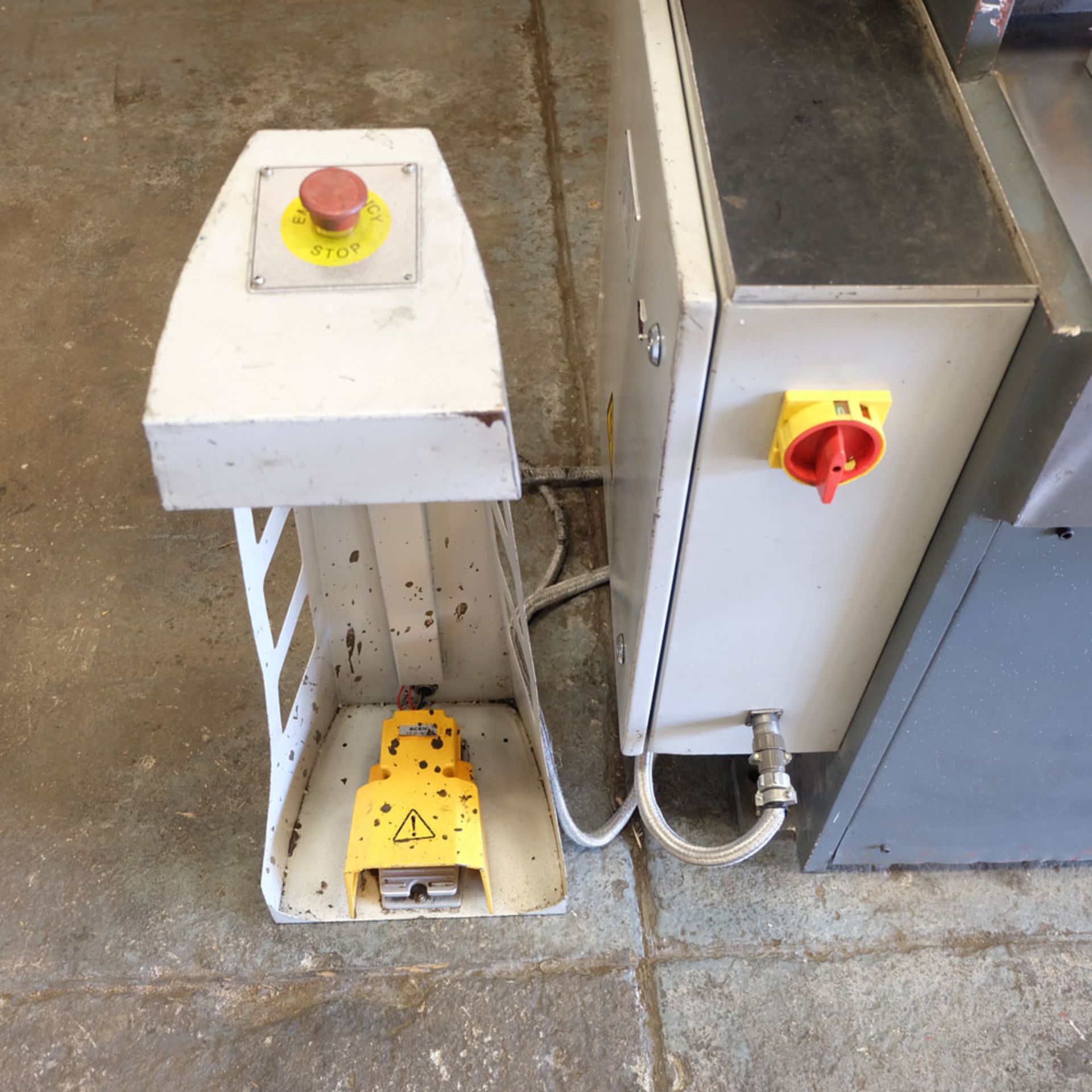 Mantech Model QH11D-3.2 x 2500 Power Guillotine. - Image 5 of 12