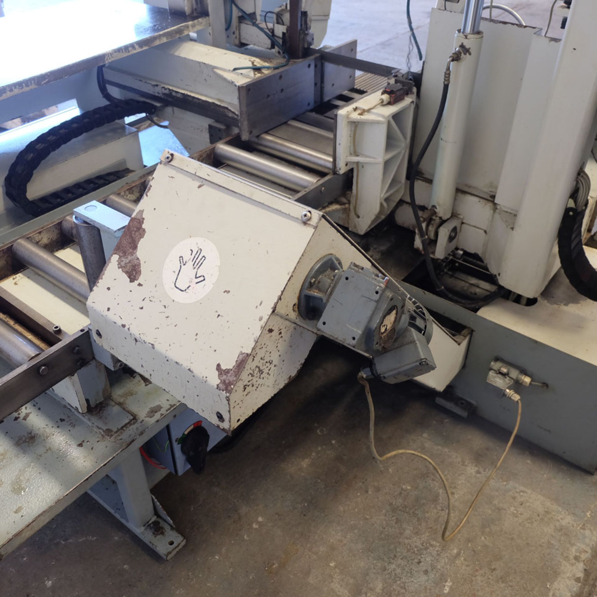 Kasto Type Kastotwin A3 Automatic Bandsaw. Capacity: 320mm Round. - Image 9 of 12