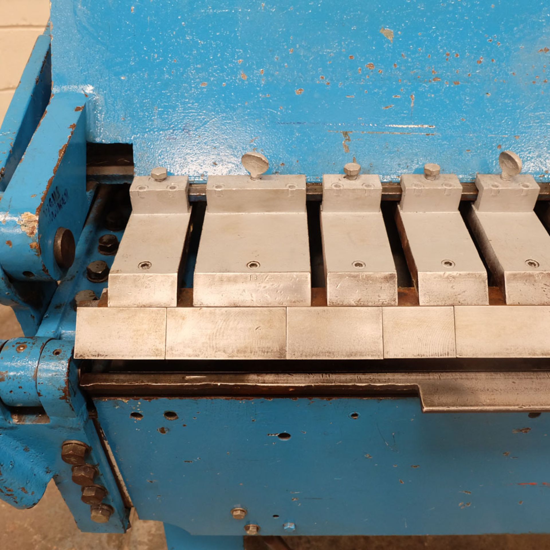 Dreis & Krump Chicago Box & Pan Folding Machine. Capacity: 6 ftx 14 swg. - Image 8 of 11