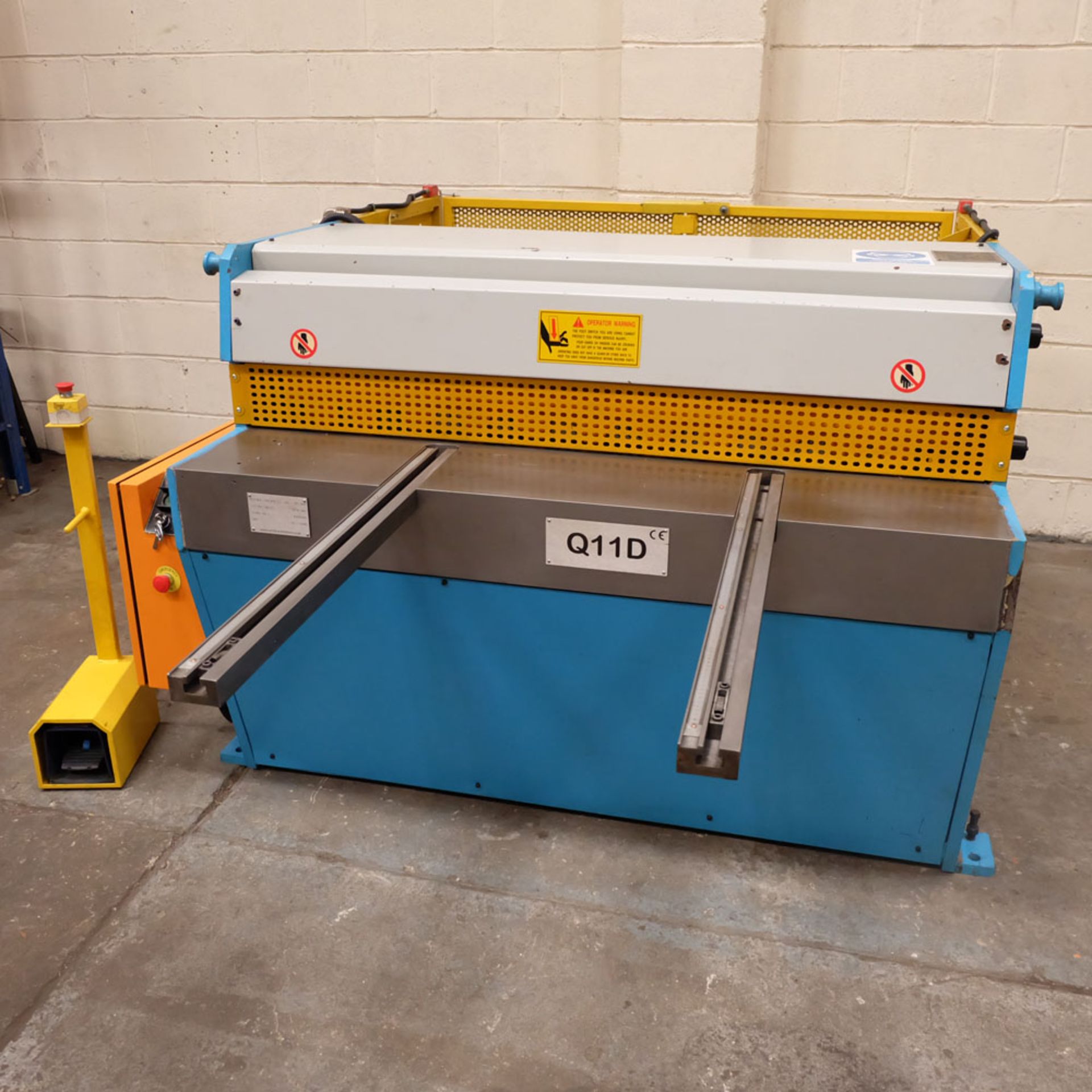 Excel Model Q11D Power Guillotine. Capacity3.5mm x 1250mm. - Image 3 of 8