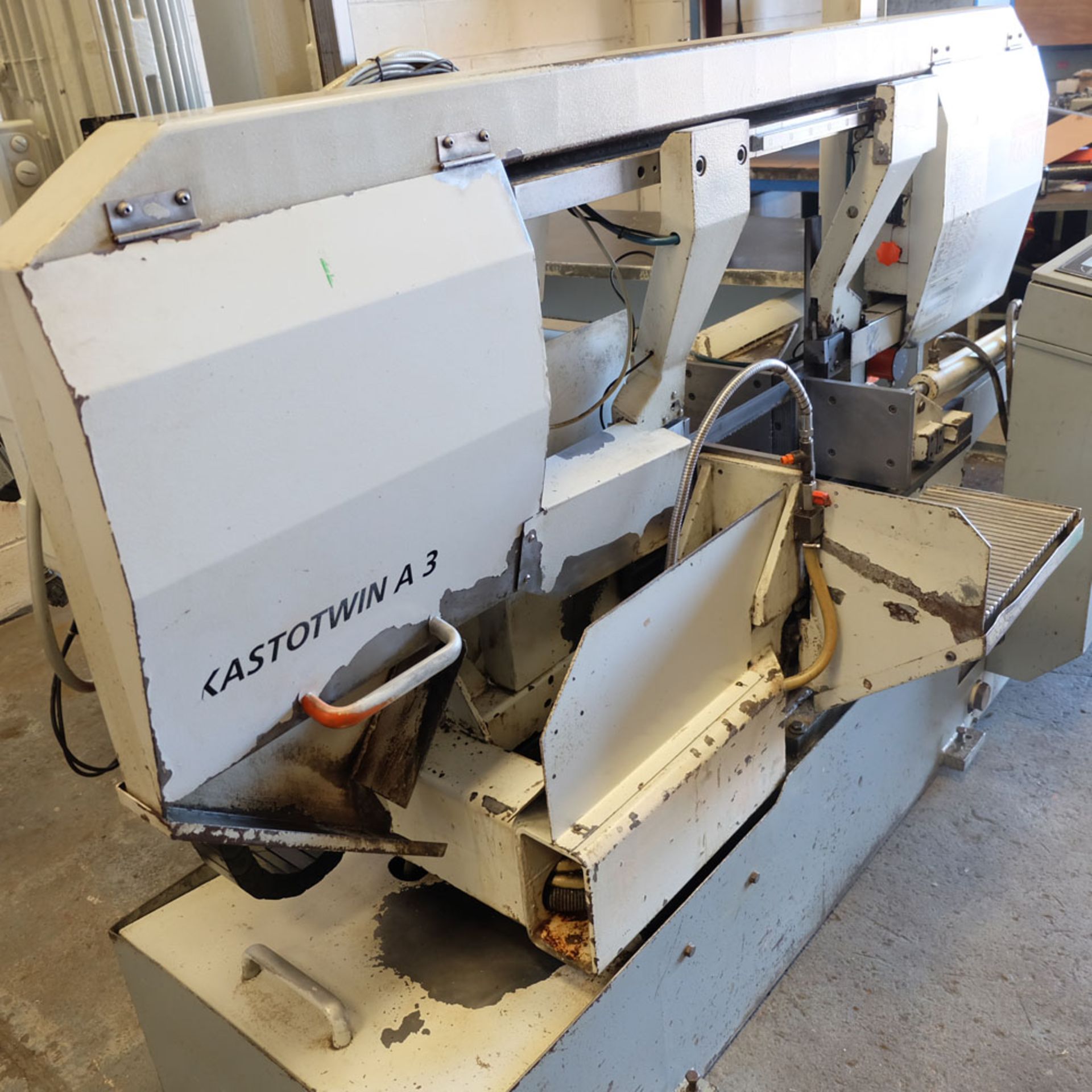 Kasto Type Kastotwin A3 Automatic Bandsaw. Capacity: 320mm Round. - Image 2 of 12