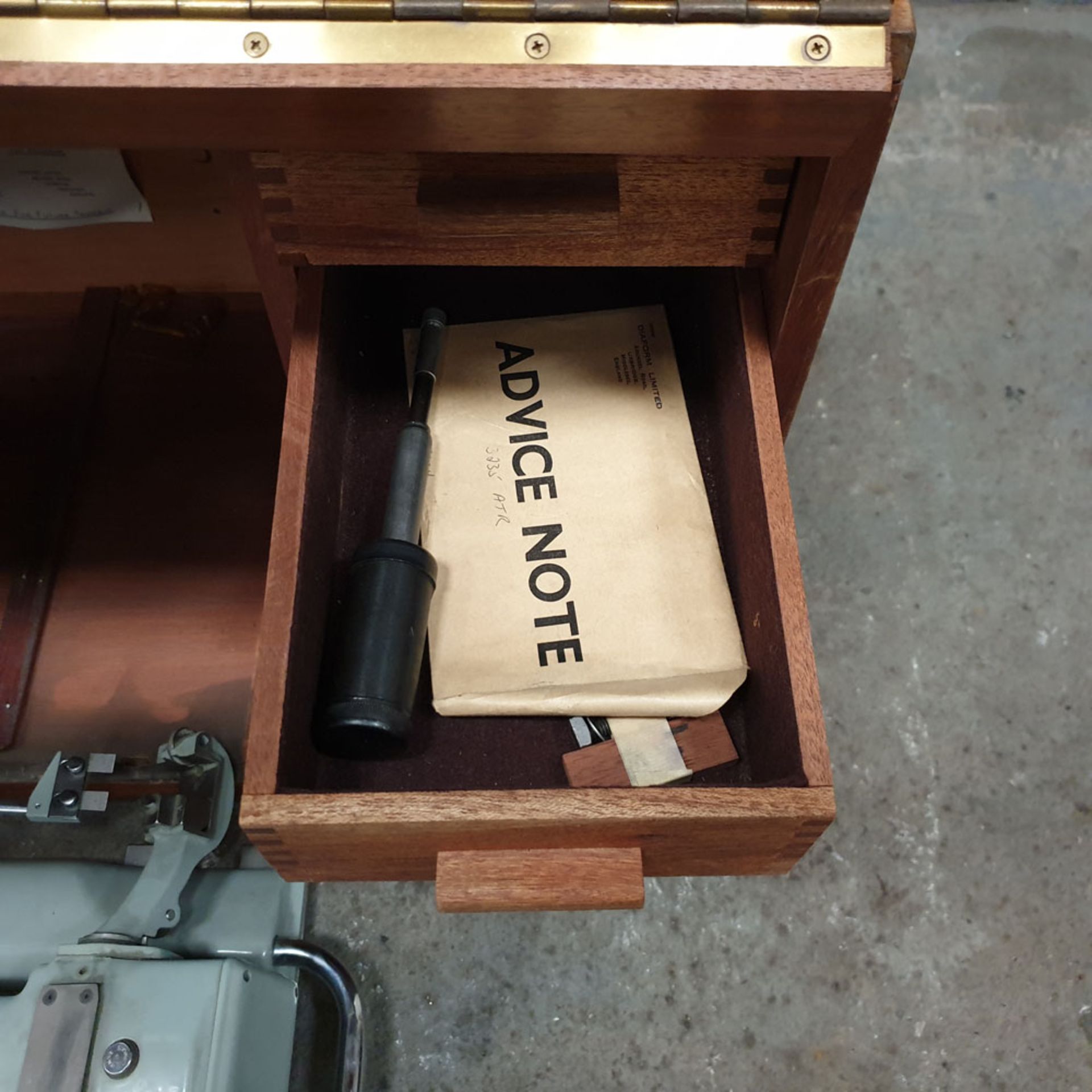 Diaform Grinding Wheel Dressing Attachment with Box. - Image 6 of 10