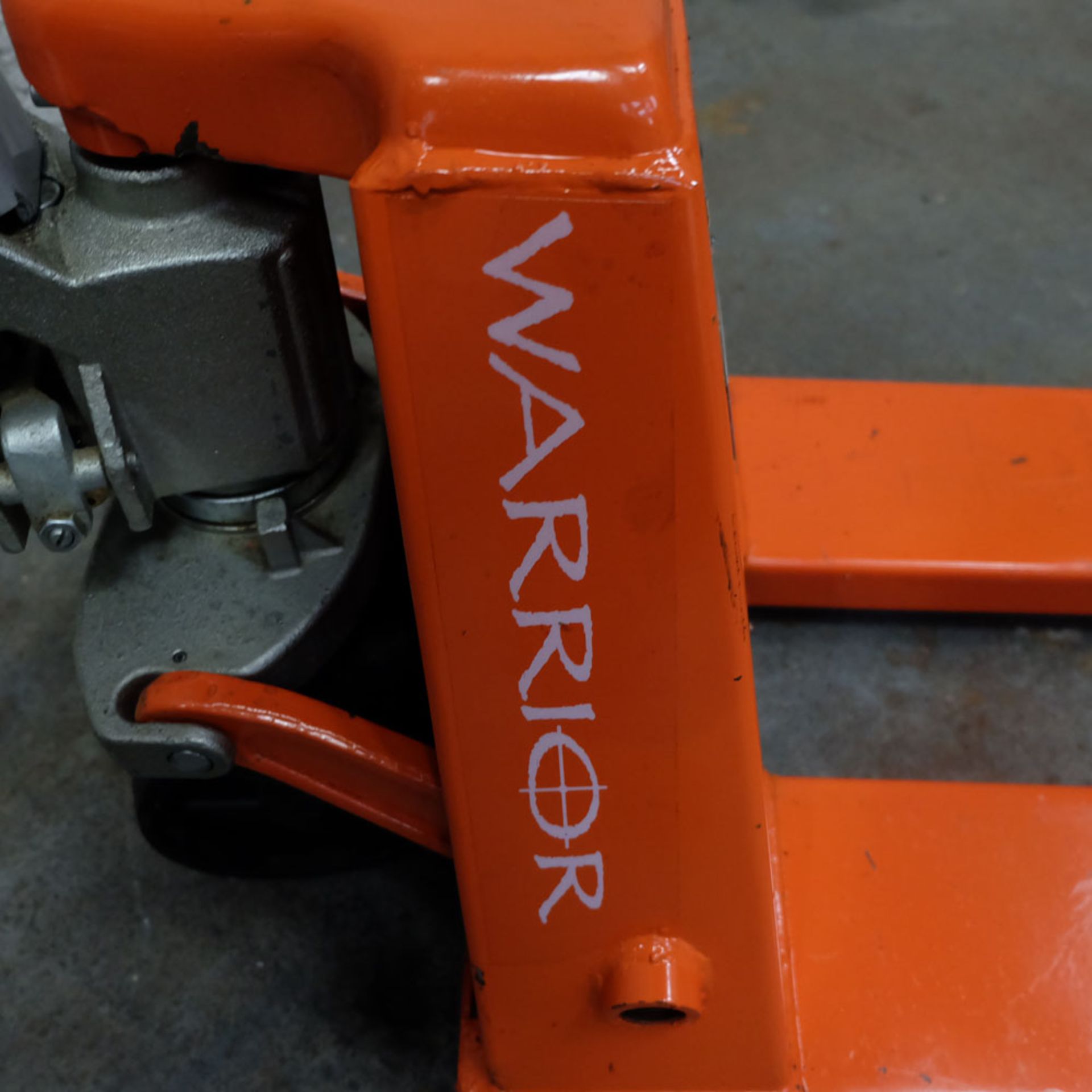 Warrior 2500KG Pallet Truck: Length of Forks 800mm. - Image 3 of 5