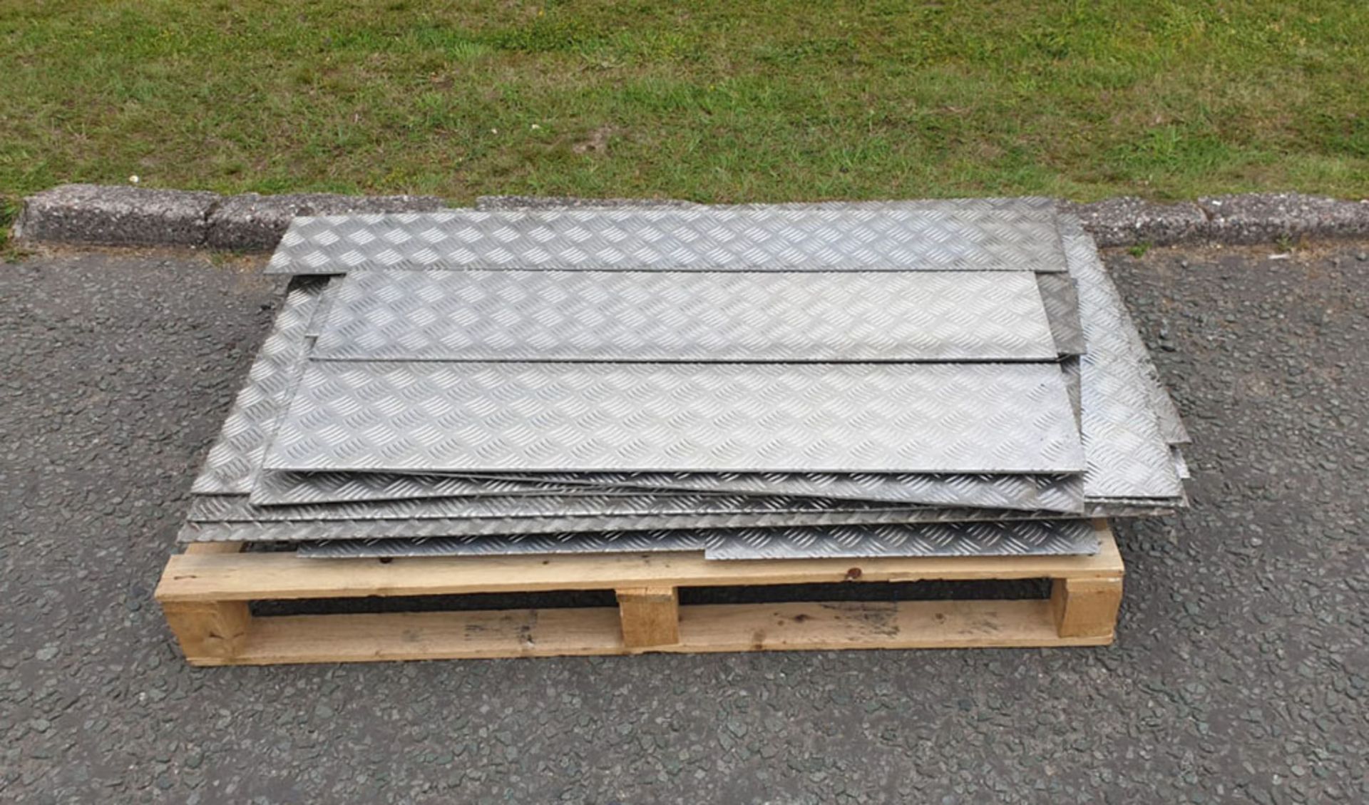 Lot of Several Aluminium Chequer Plate Off Cuts. Various Sizes and Thicknesses.