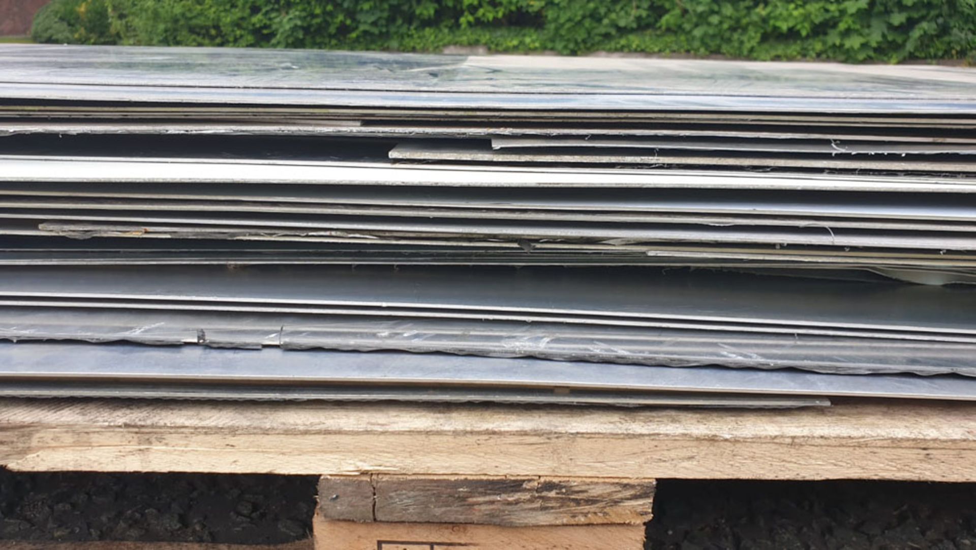 Quantity of Aluminium Sheet. Various Sizes and Thicknesses. - Image 8 of 8