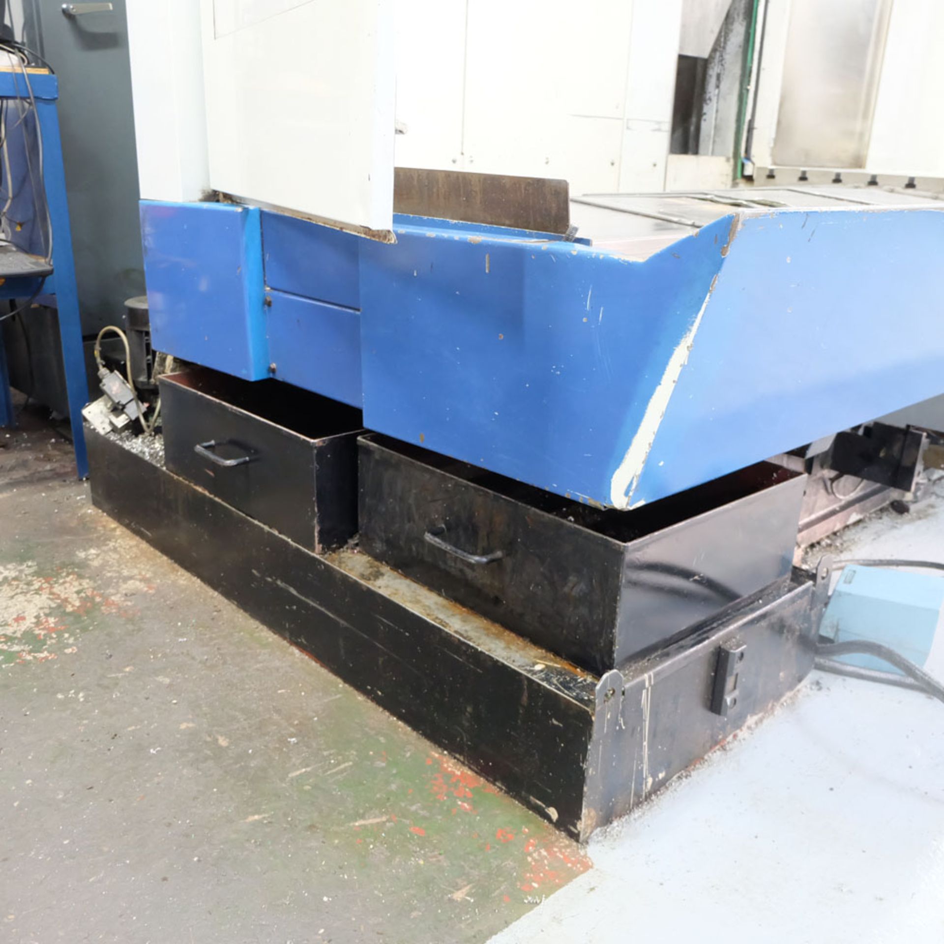 Huron Type GXB 411F Universal Toolroom Bed Type CNC Milling Machine. Table Size 1300 x 70mm. - Image 11 of 12