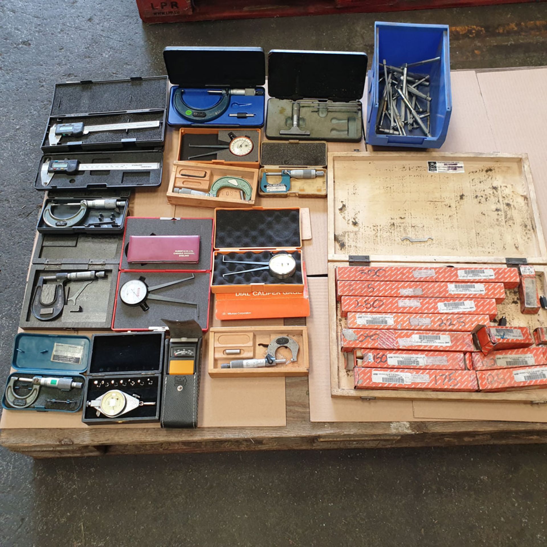 Selection of Various Inspection Equipment as Lotted.