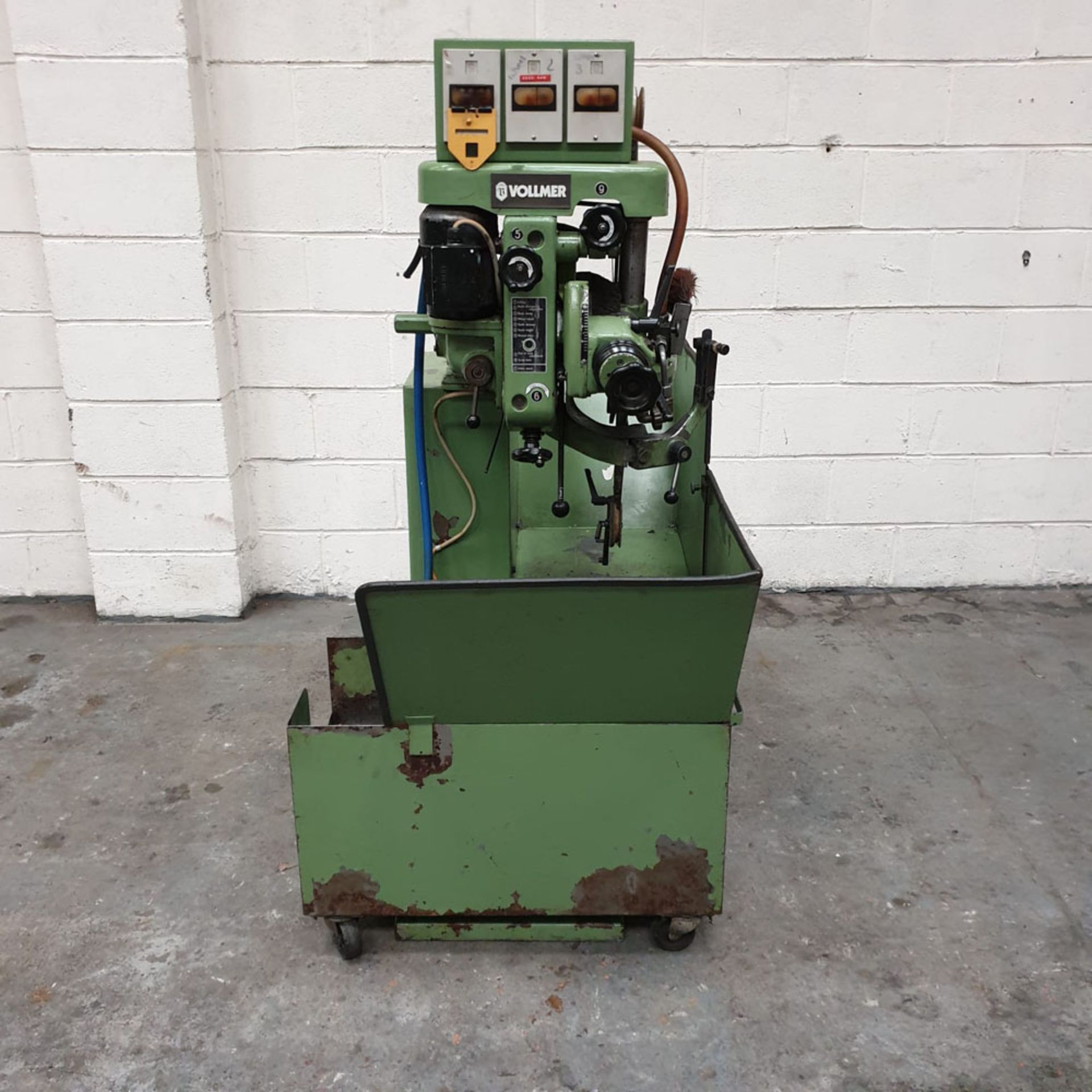 Volmer Type BN-70 Rotary Blade Grinder / Re Grinder.