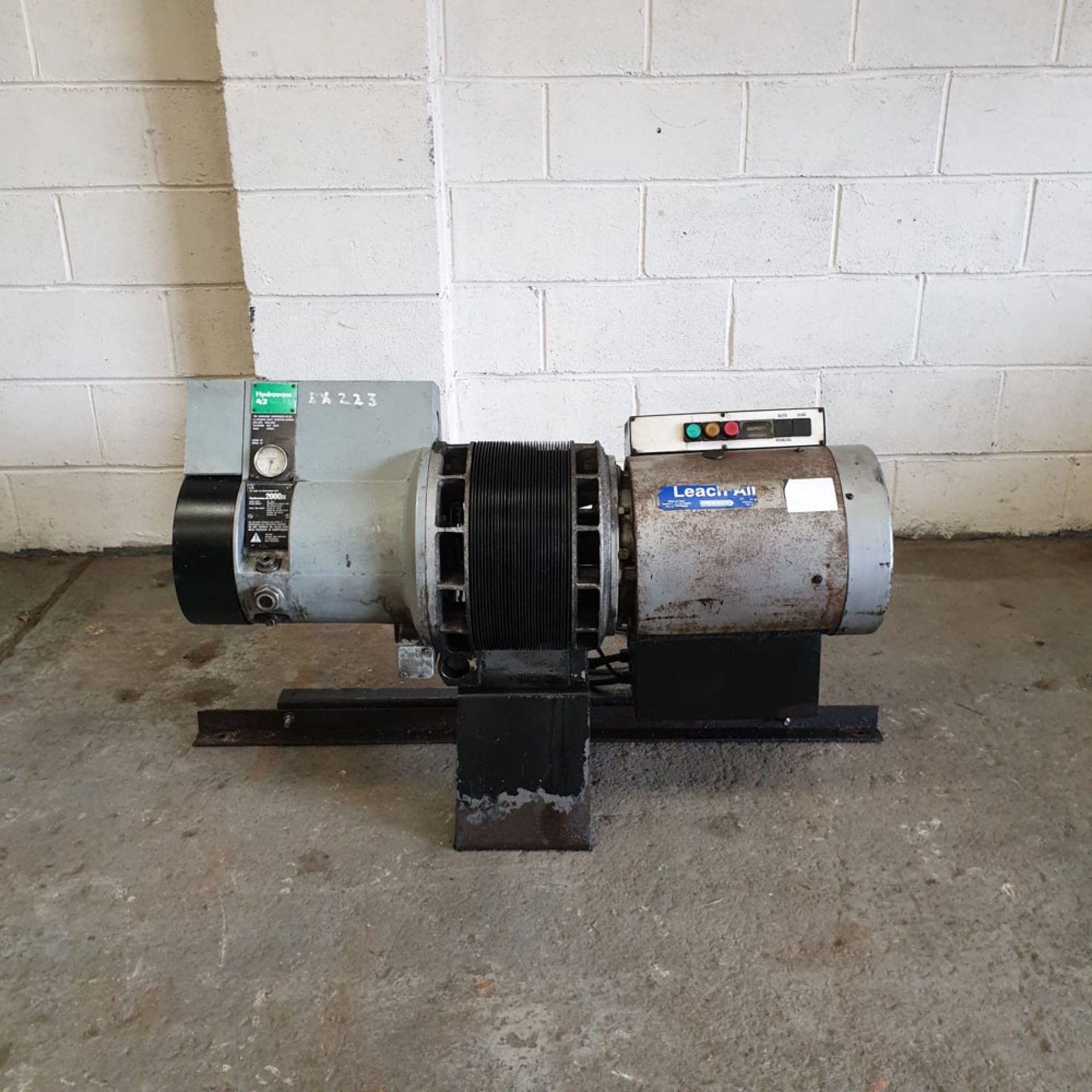 Hydrovane 43 Rotary Vane Type Air Compressor. - Image 2 of 7