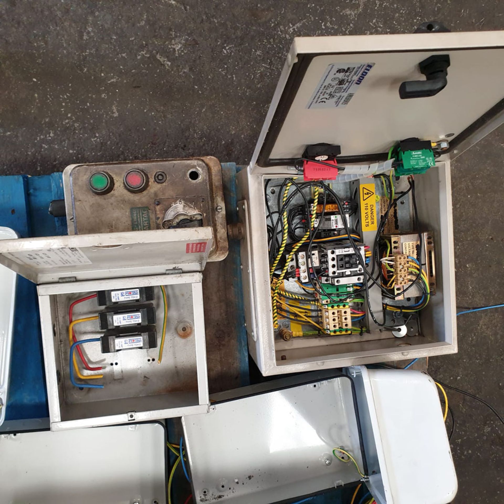 Selection of Various Electrical Cabinets as Lotted. - Image 4 of 9