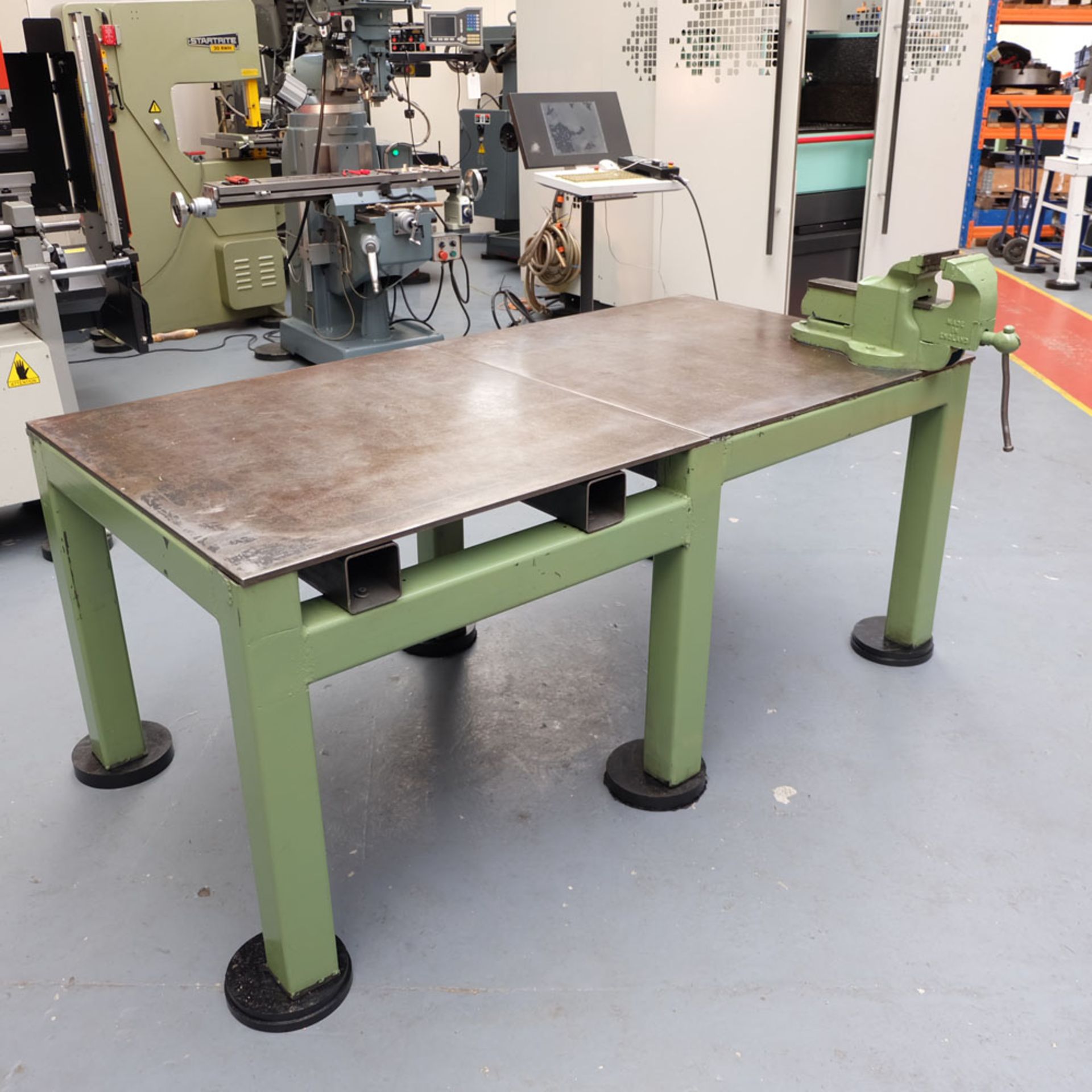 HeavyDuty Steel Work Bench With Record No.25 Bench Vice.Work Bench Size 2000mm x 1000mm x 830mm High - Image 4 of 4