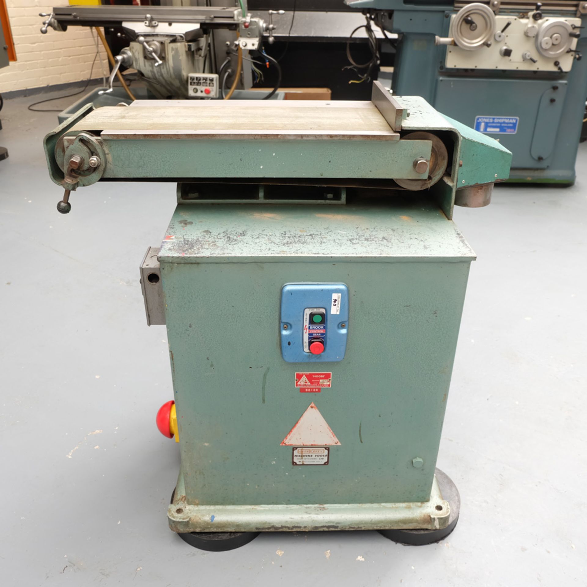 RJH Model 'Moose' Heavy Duty Horizontal Bandfacing / Linishing Machine.