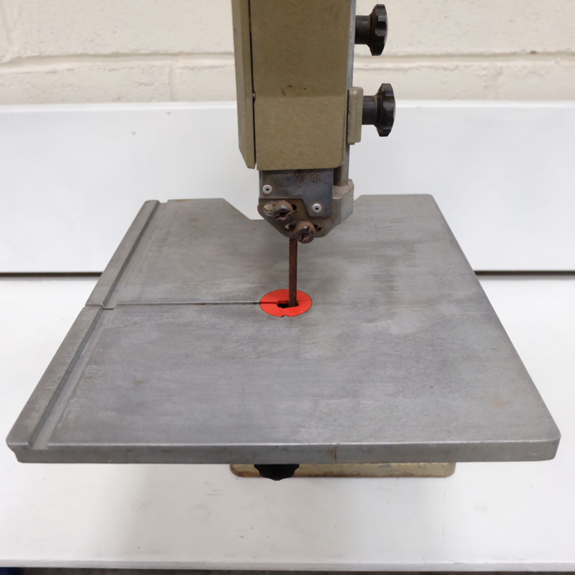 Progress Powerline Model BBS-20 Bench Top Bandsaw. - Image 3 of 5