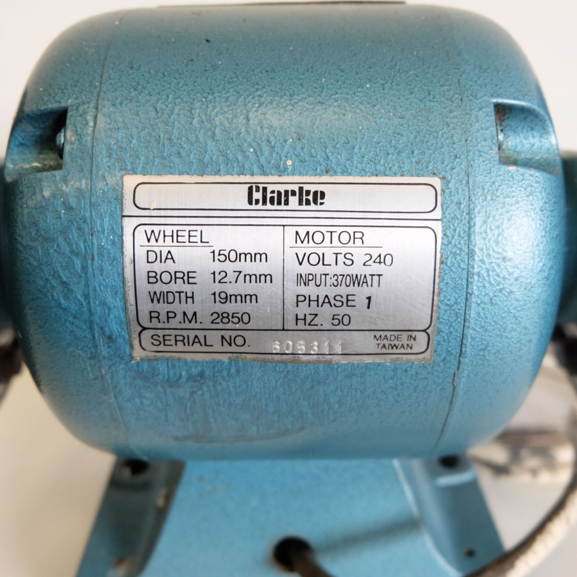 CLARKE Model CBG-6RWB Double Ended Tool Grinder. - Image 5 of 5