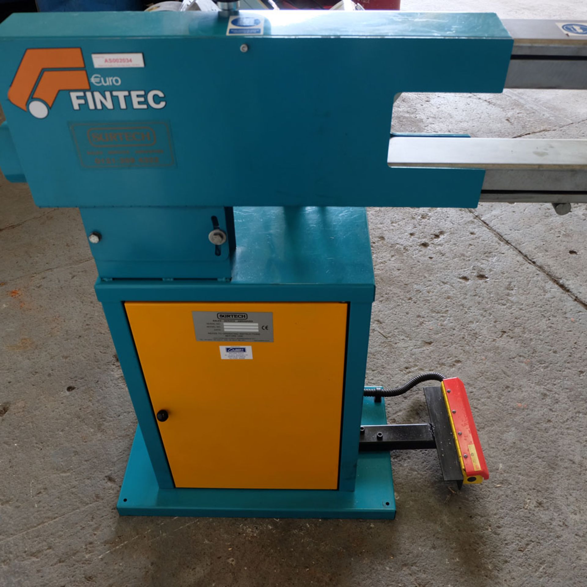 Suretech / Fintec Type 420 Flexible Band Pedestal Tilting Band Linisher. - Image 7 of 8