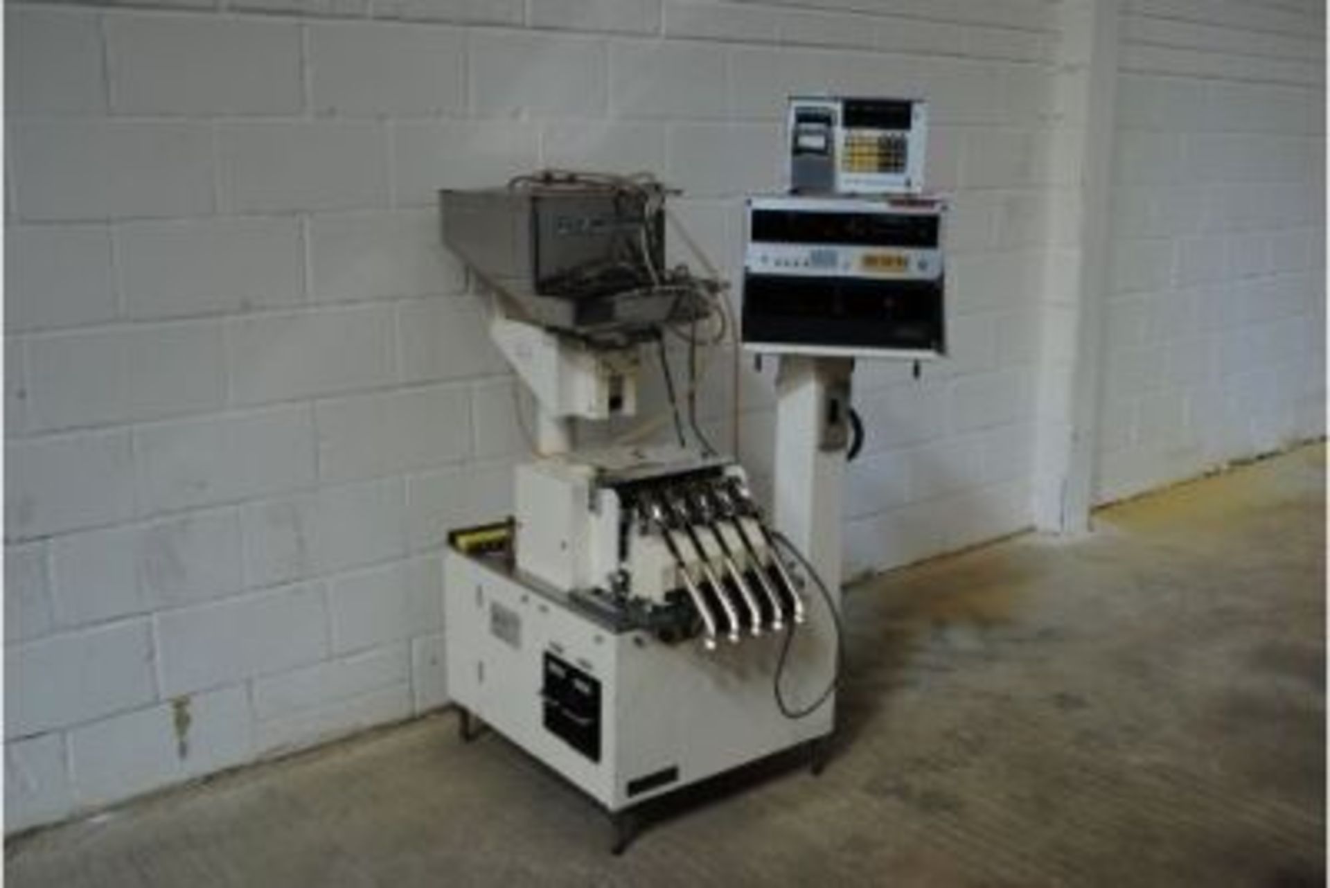 Aniritsu Capsule / Tablet Checkweigher Model: K51 5D with K261d Data Recorder S/N:A306 - Image 2 of 8