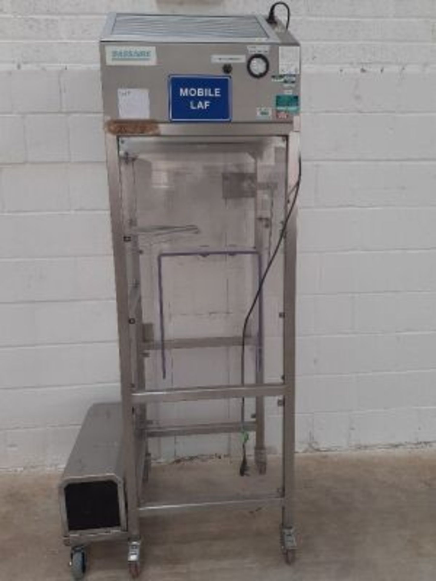 Bassaire mobile stainless steel laminar air cart isolator. SP unit Serial number:14198/52896 with