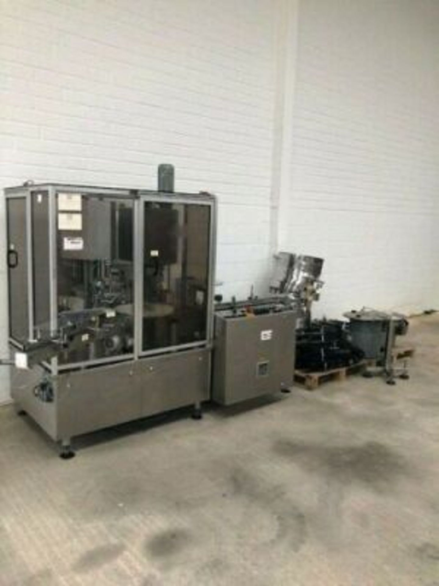 Bausch & Stroebel KSF 1020 Bottle filling & closing machine for liquids - Image 2 of 9