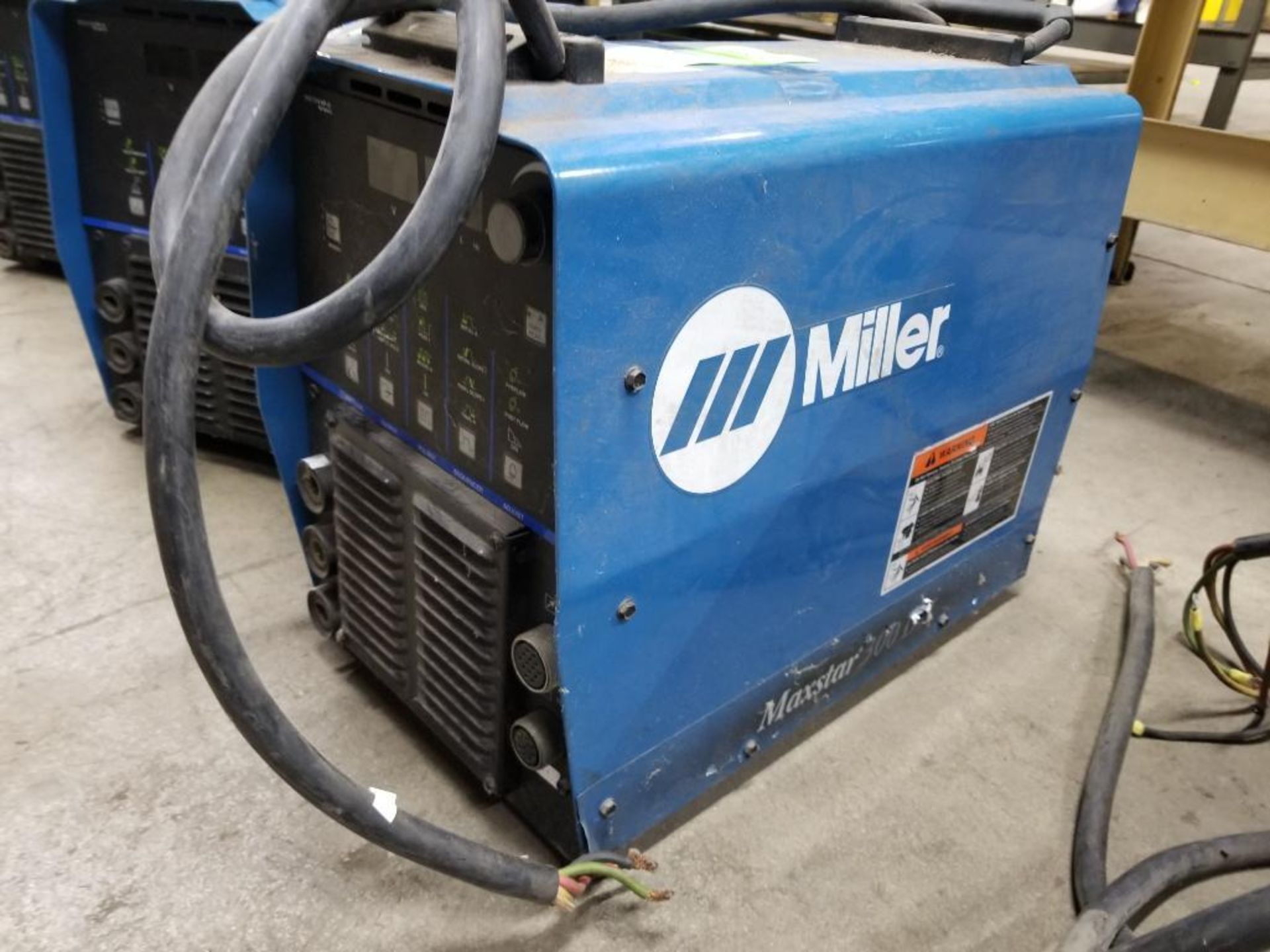 Miller Maxstar 300DX welder power supply. 230/460v single OR 3 phase.