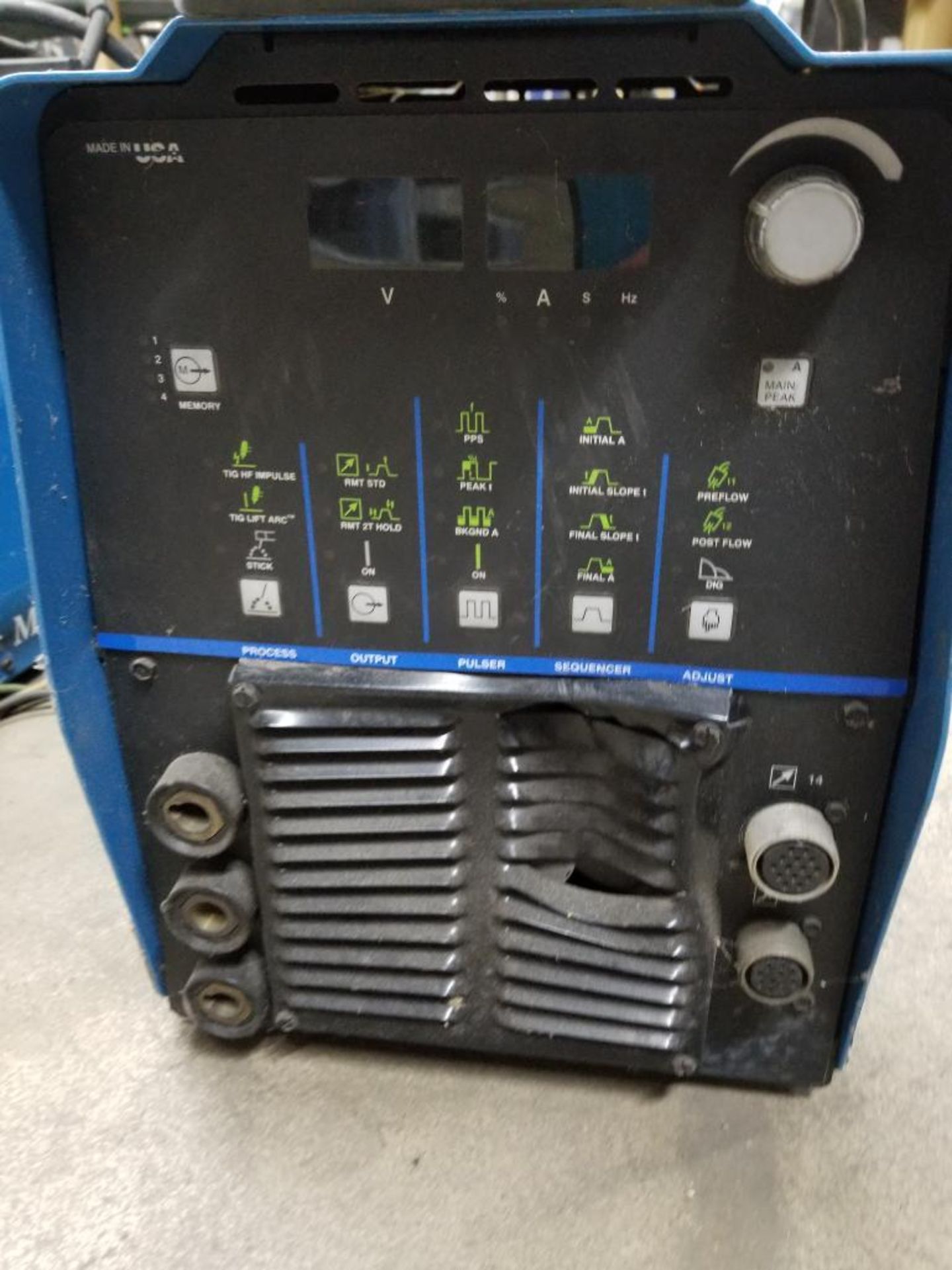 Miller Maxstar 300DX welder power supply. 230/460v single OR 3 phase. - Image 2 of 4