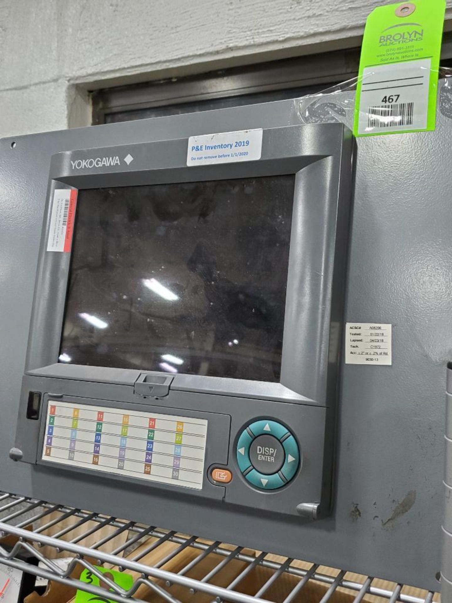 Yokogawa data acquisition center. Daqstation. Model DX2030. Part # DX2030-3-4-2/A2/C2/M1/R1/USB1/CC1