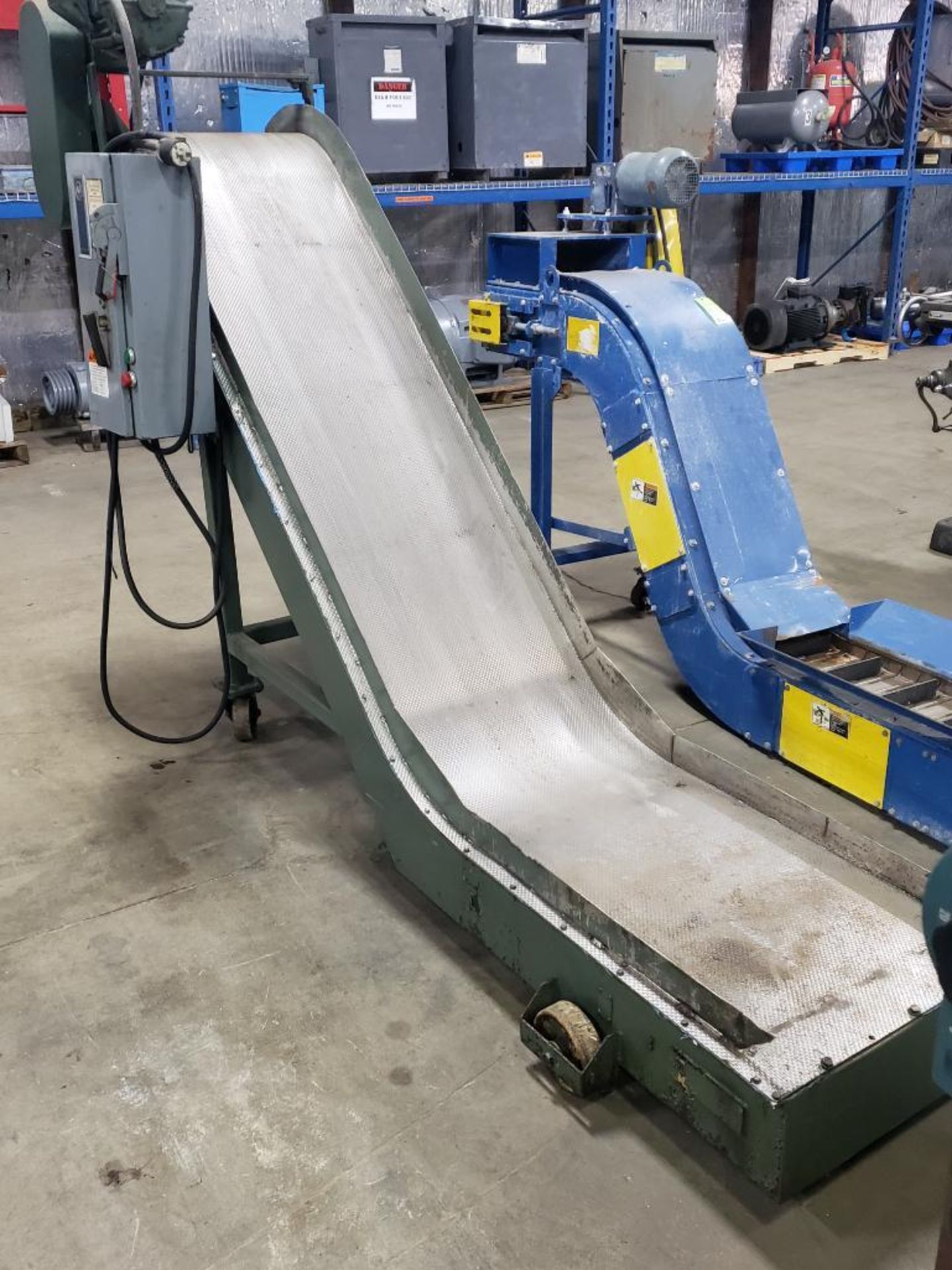 Automag Corp magnetic incline conveyor. Model 205-60C. 3 phase 460v. - Image 3 of 7