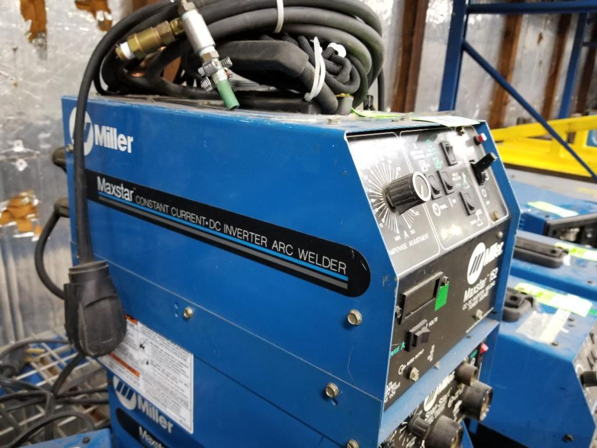 Miller Maxstar 152 CC/DC inverter welding power source. 115/230v single phase. Snapstart.