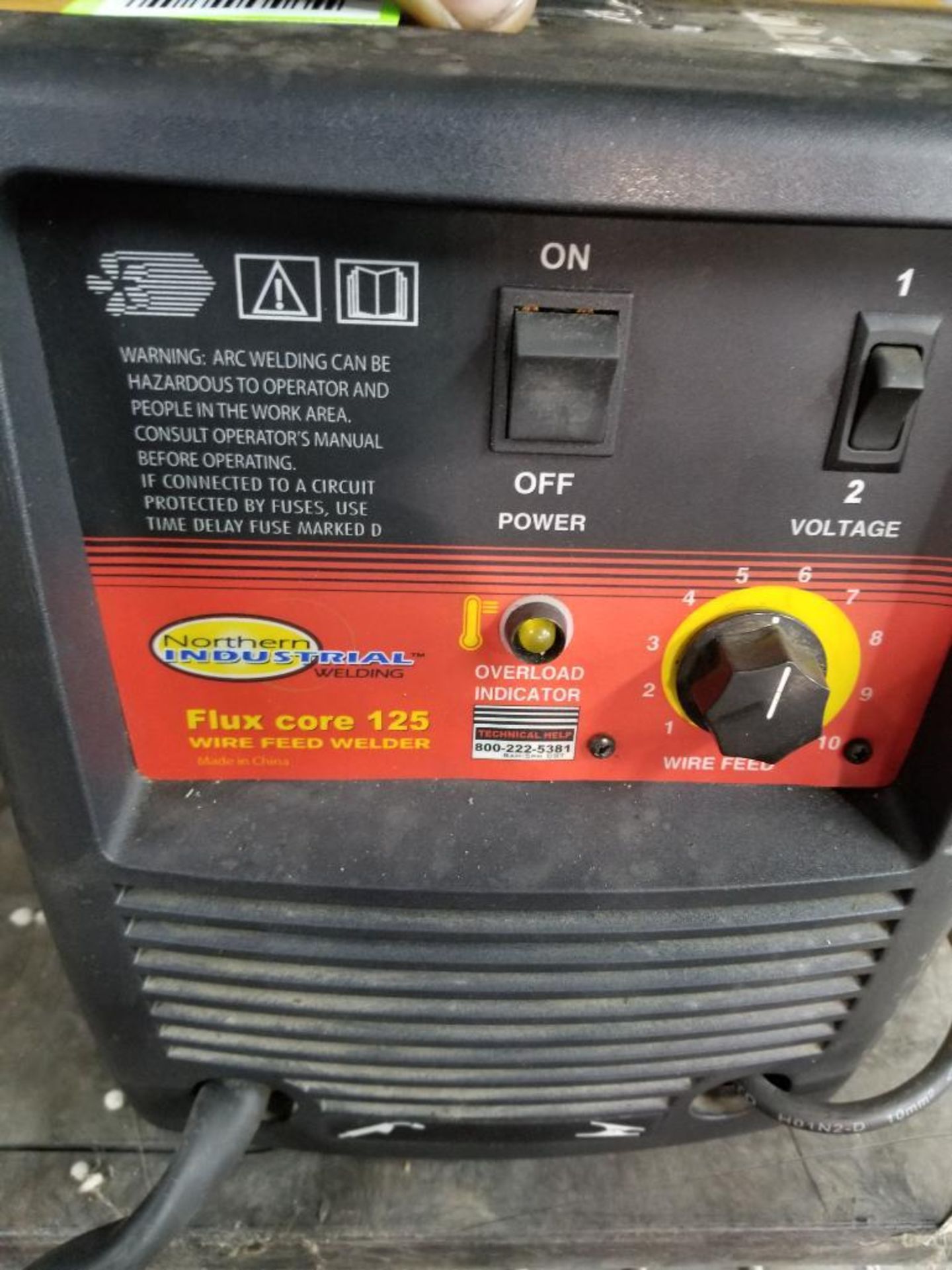 Northern Industrial Welding Flux Core 125 wire feed welder. Single phase. - Image 2 of 3