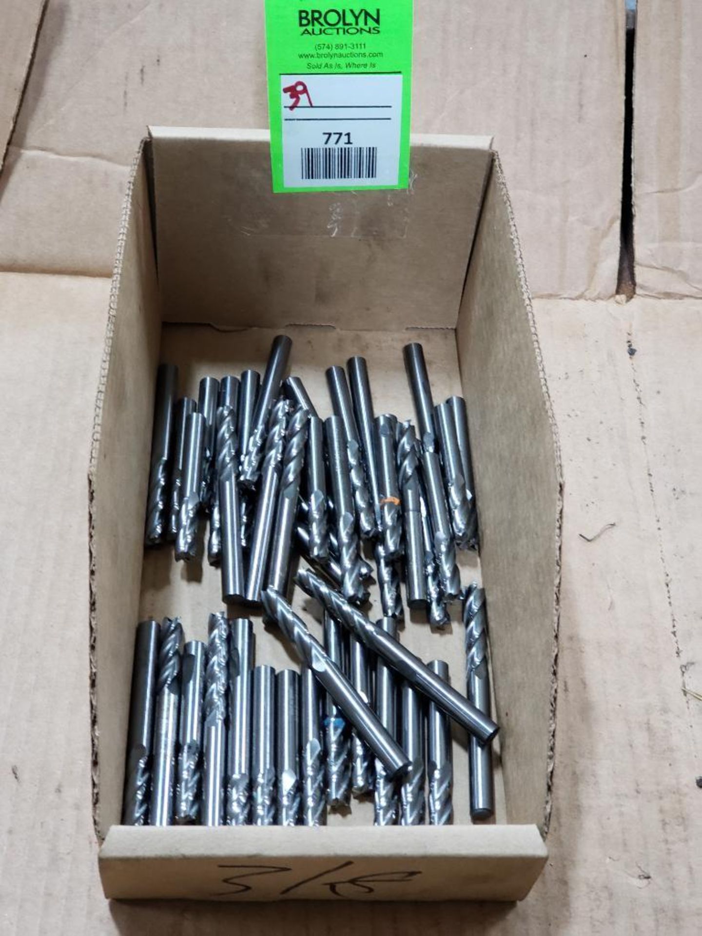 Qty 39 - Solid carbide end mills. (Tooling is either factory new or regrinds)