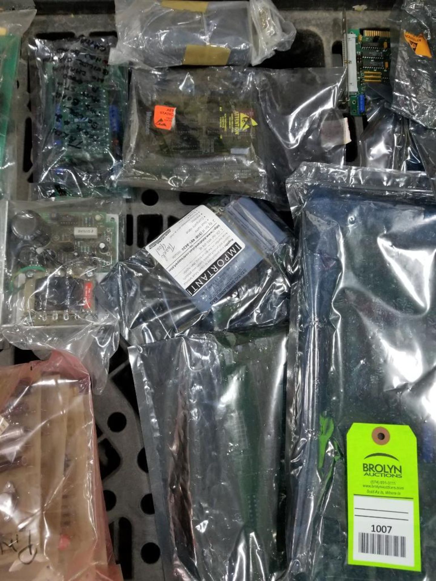 Pallet of assorted control boards. - Image 3 of 10