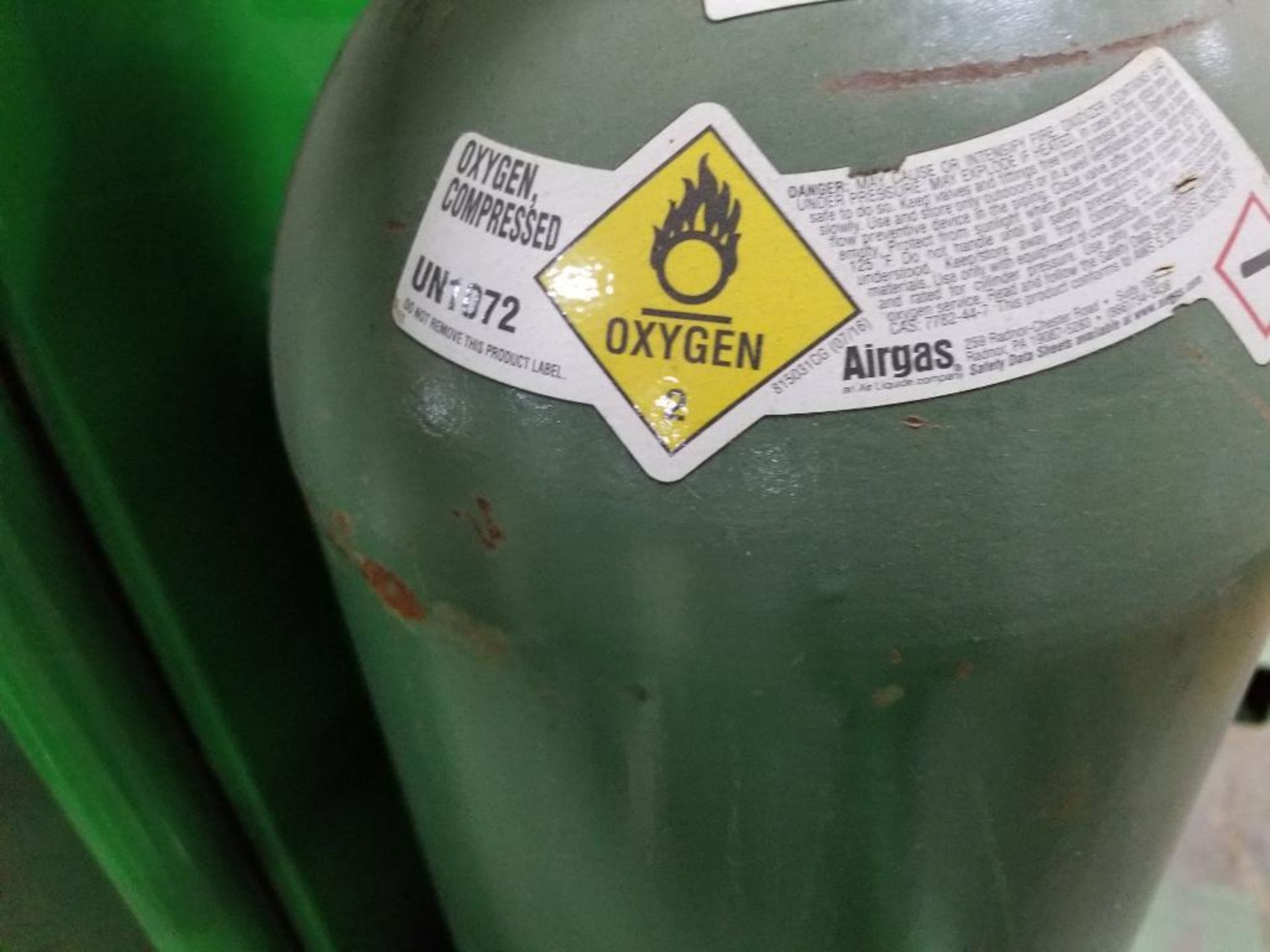Oxygen and Acetylene tanks. (cart not included) - Image 2 of 3