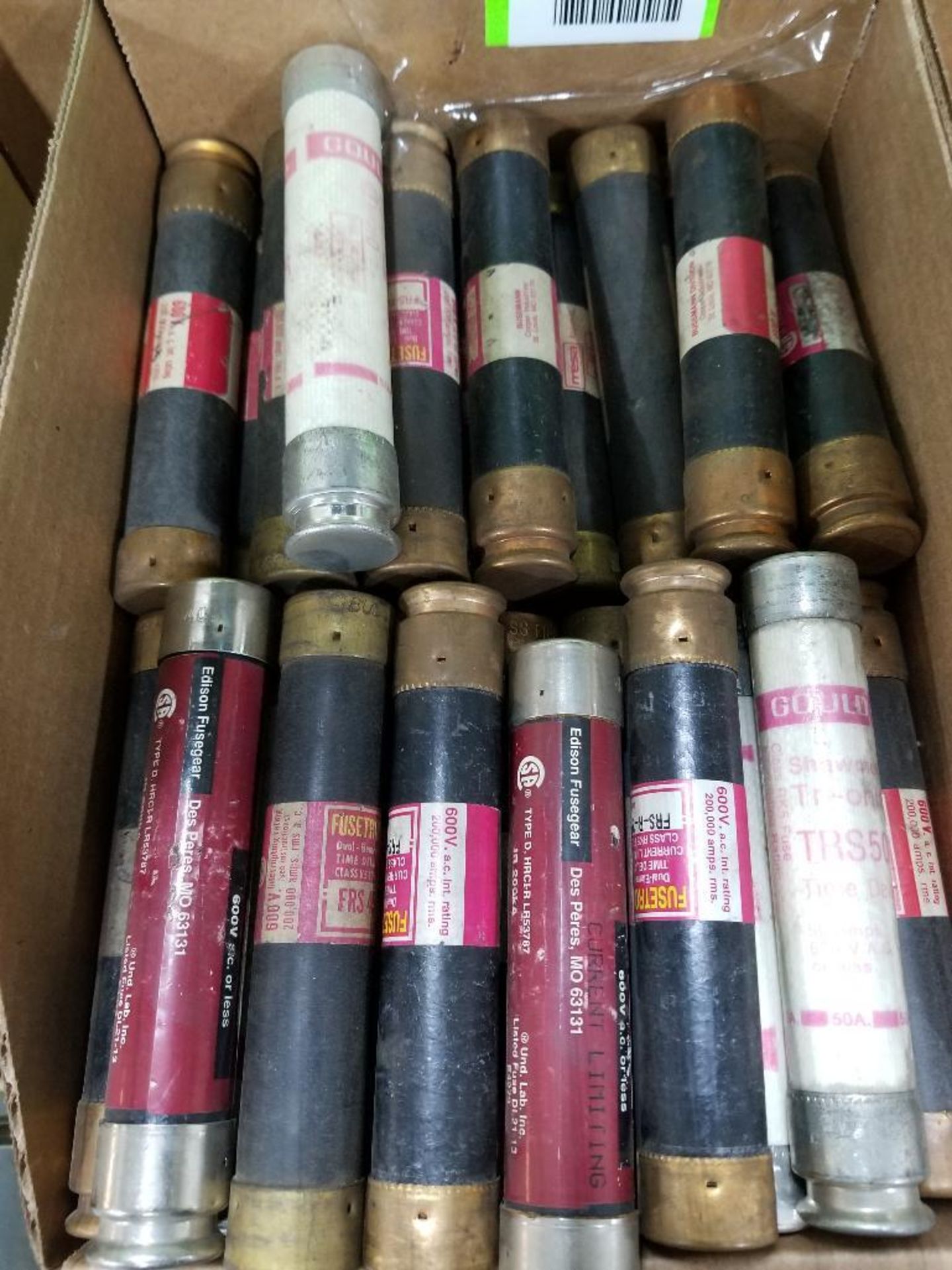 Assorted fuses. - Image 2 of 2