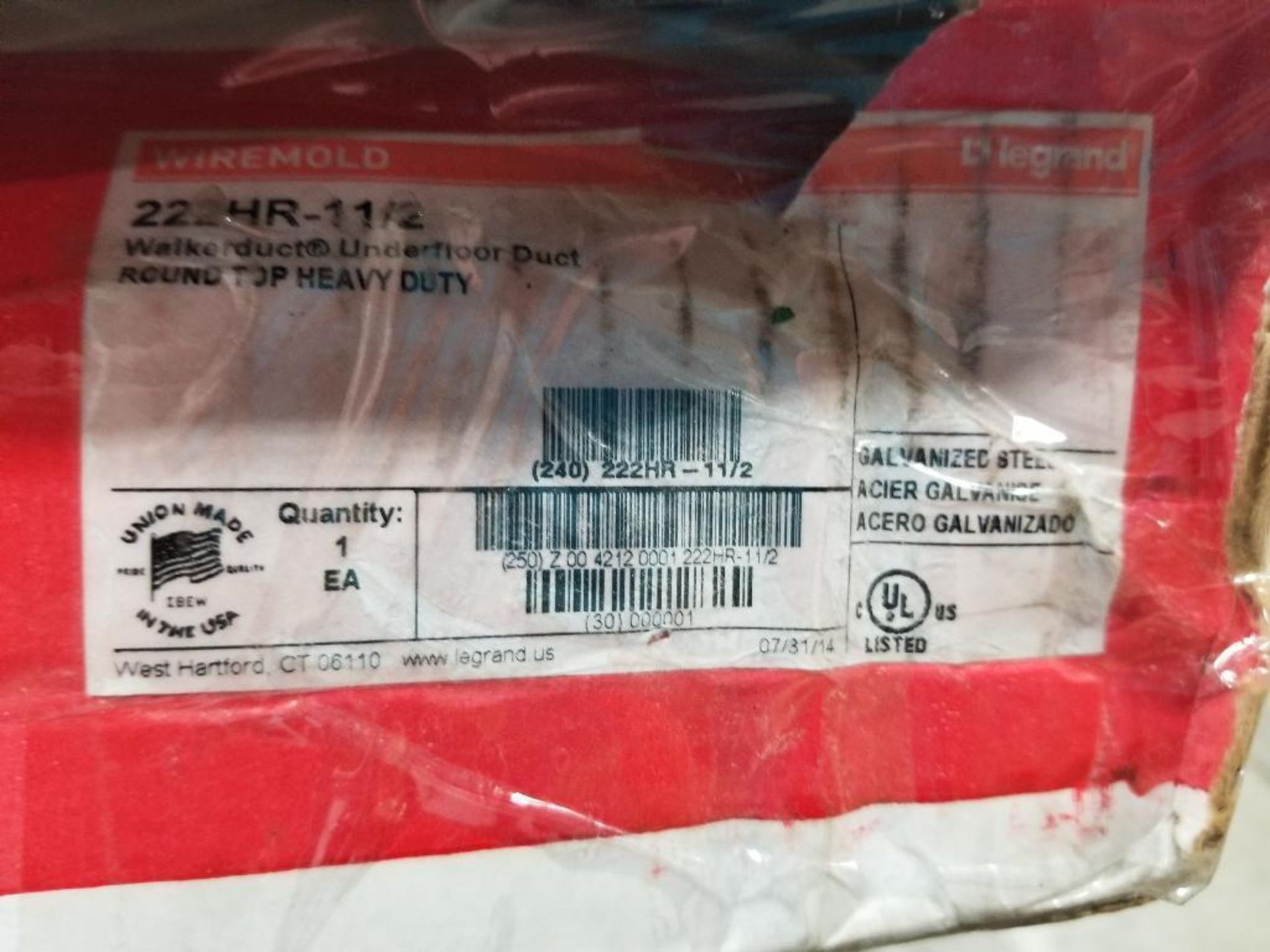 LeGrand wiremold Walkerduct underfloor duct. Part number 222HR-11/2. New in box. - Image 2 of 2